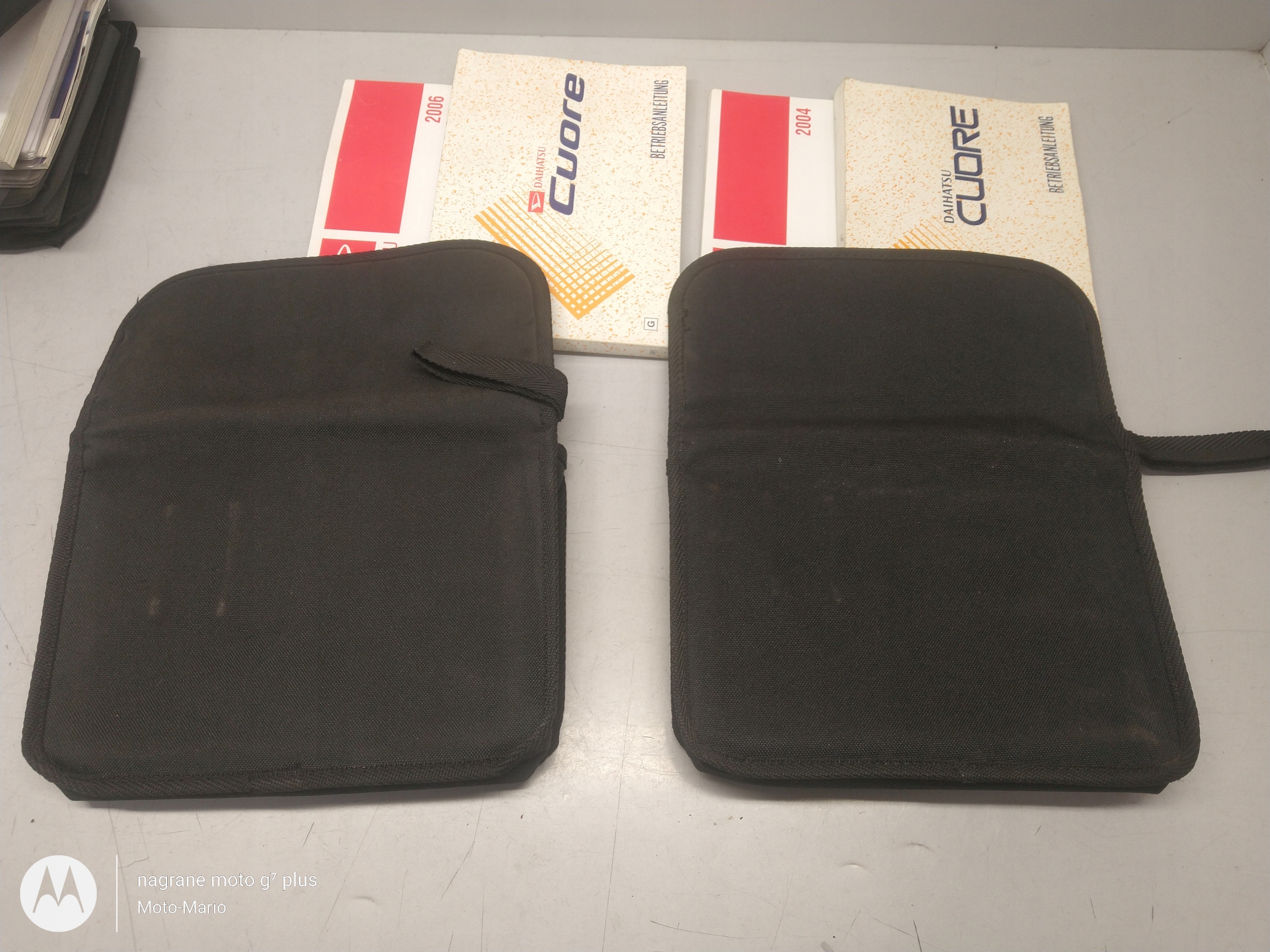 ETUI NA DOKUMENTY INSTRUKCJE DAIHATSU CUORE 6 -07 Jakość części (zgodnie z GVO) O - oryginał z logo producenta pojazdu (OE)