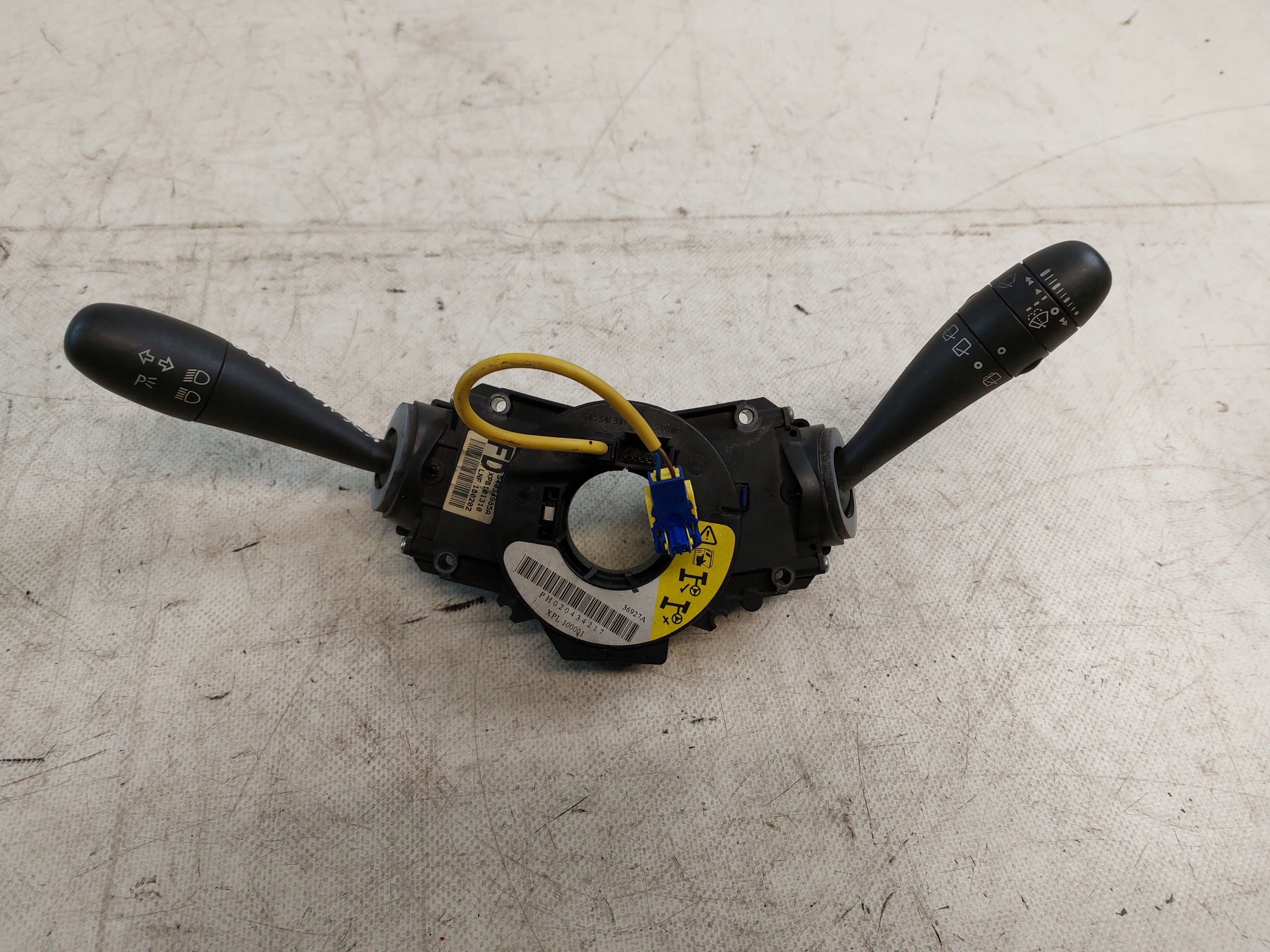 steering wheel levers and controls ROVER 75
