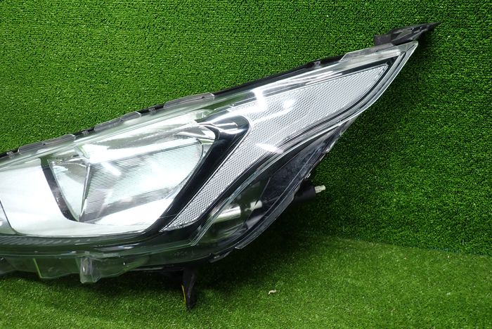 FORD TRANSIT TOURNEO CONNECT LIFT 18- reflektor left light left