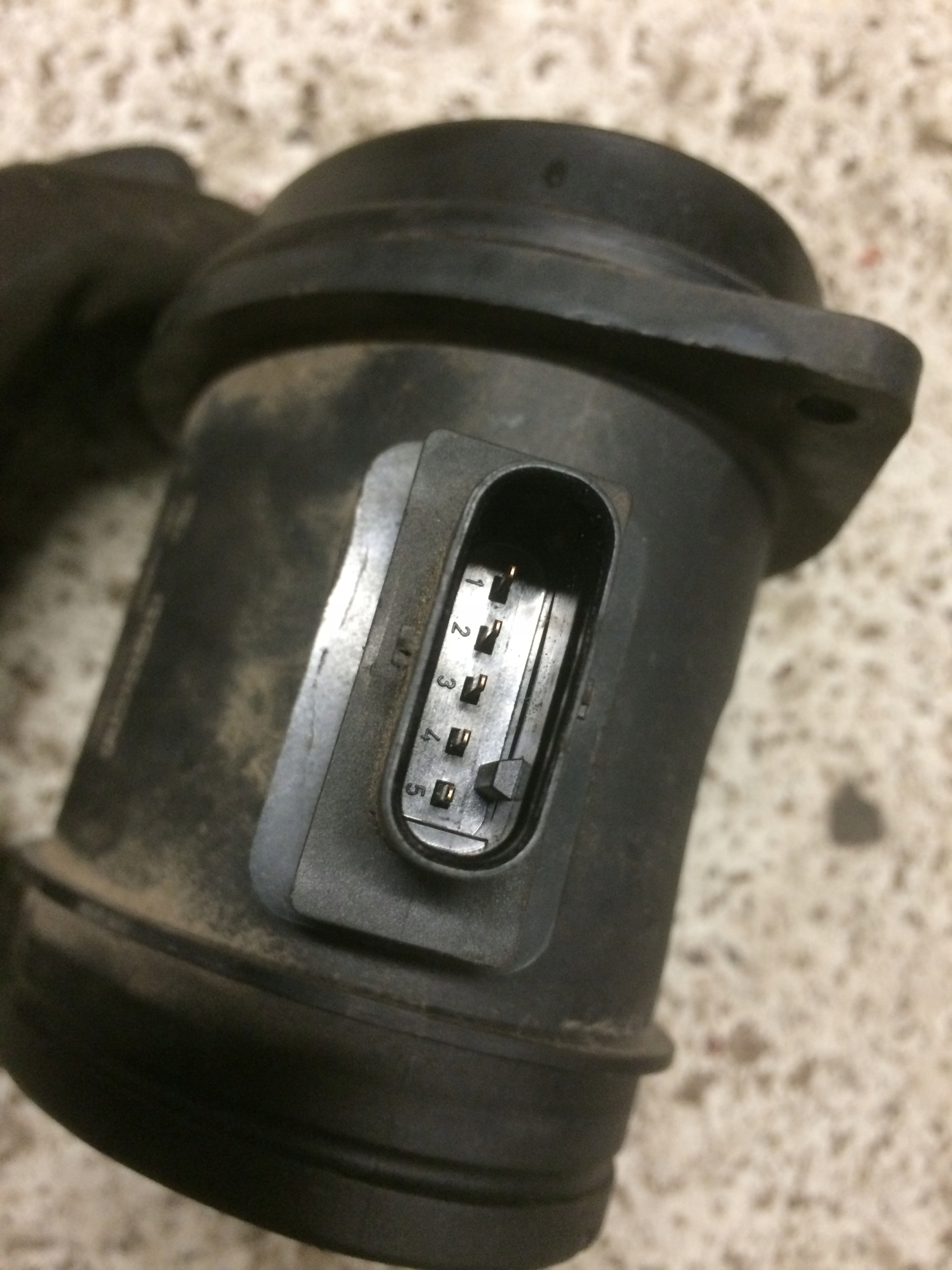 BMW E70 X5 N62B48 4,8 і витратомір 7548103