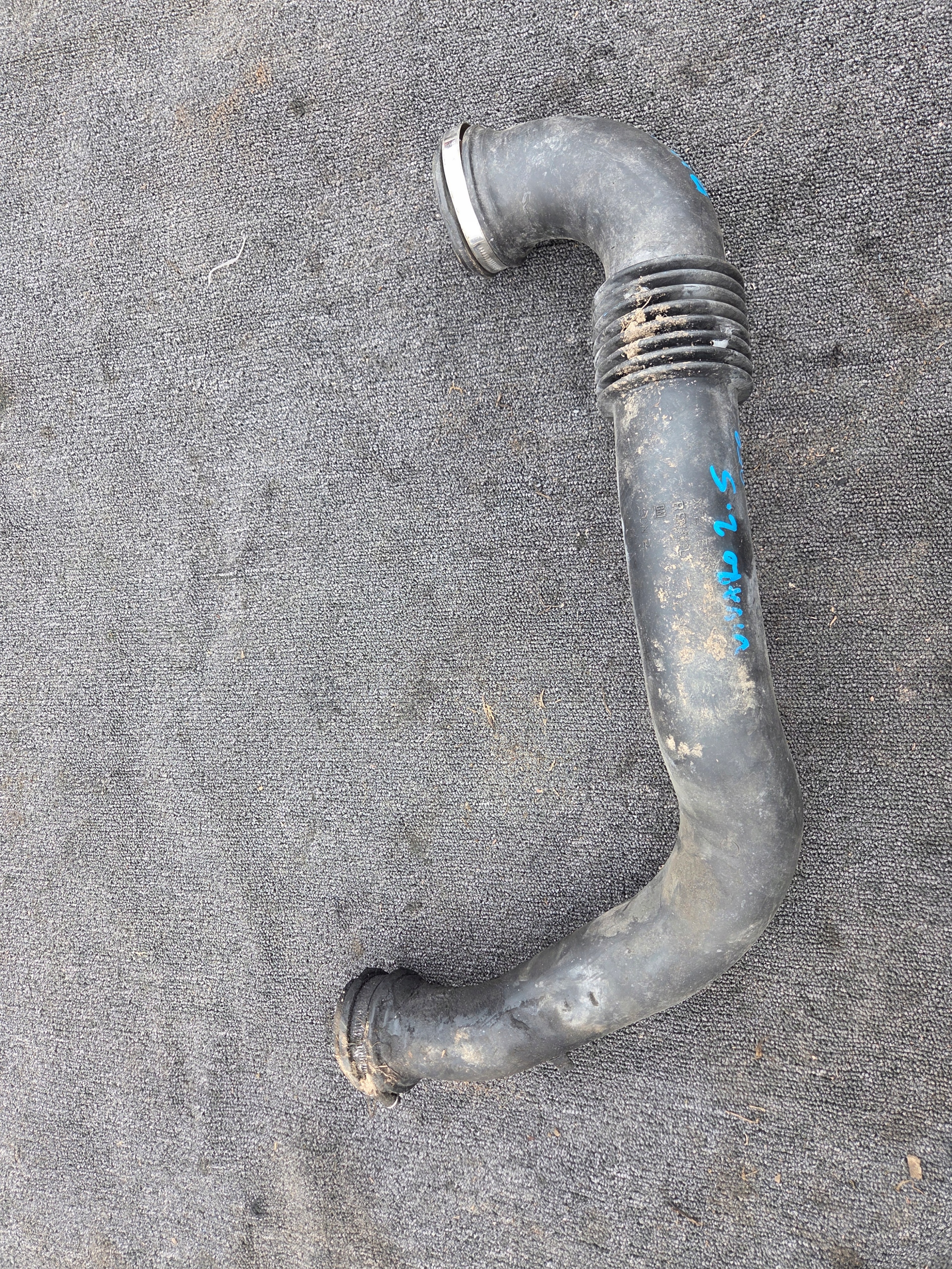 pipe wiring air Opel Vivaro 2.5