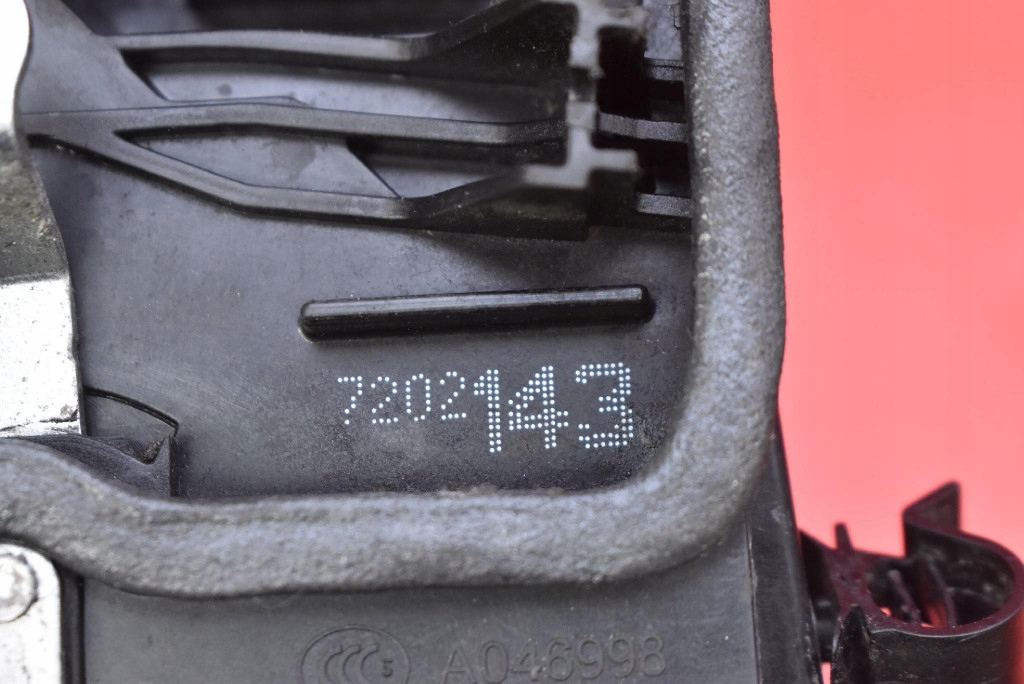 lock door left front front EU 7202143 BMW X5 E70 06-10
