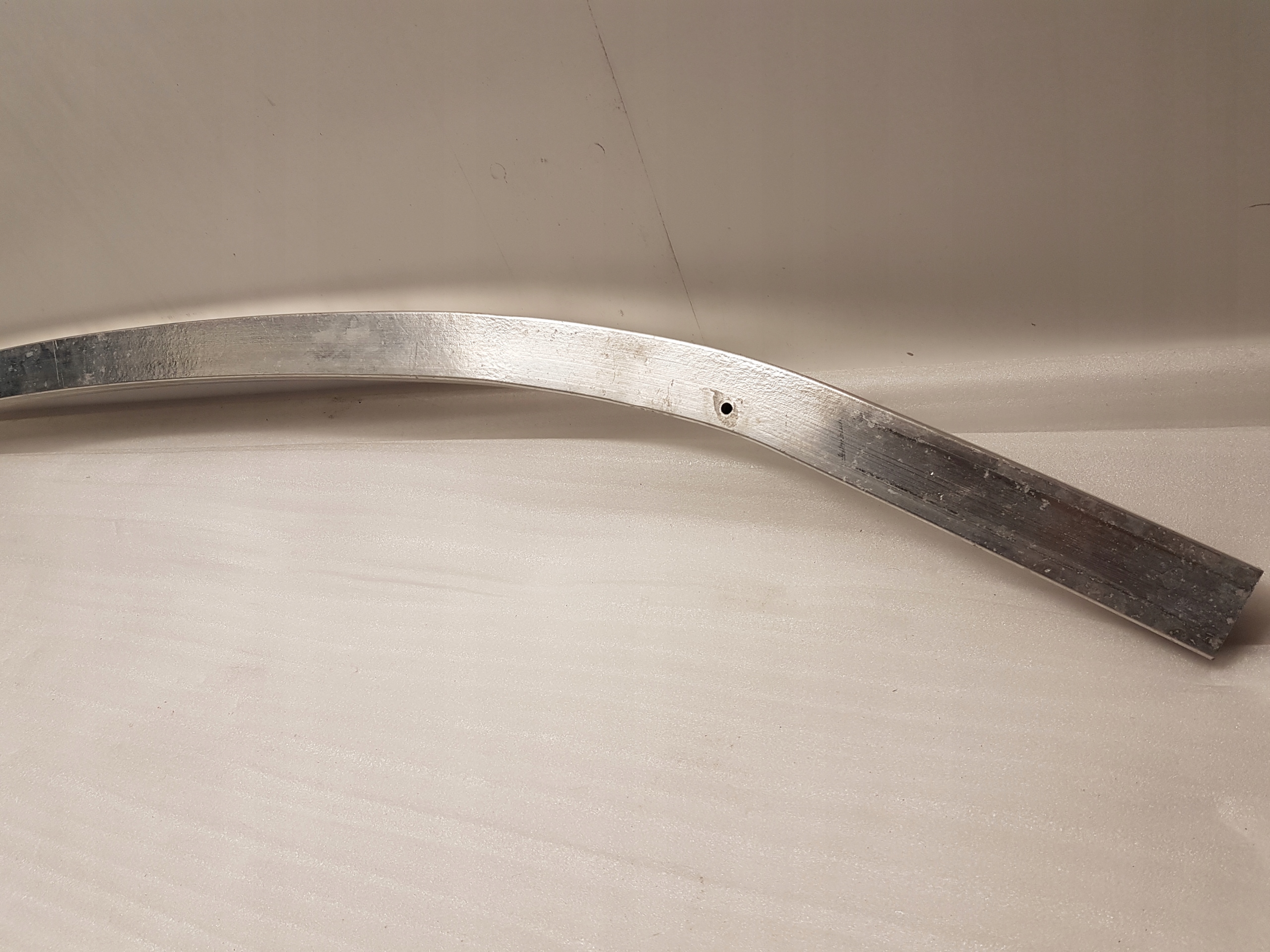 bumper support front lower BMW U06 8737237