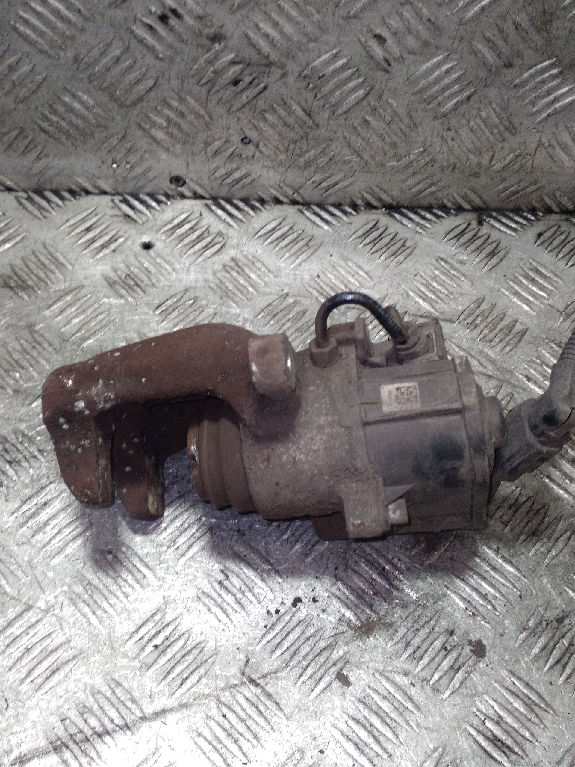 caliper brake right rear part rear VOLKSWAGEN PASSAT B6
