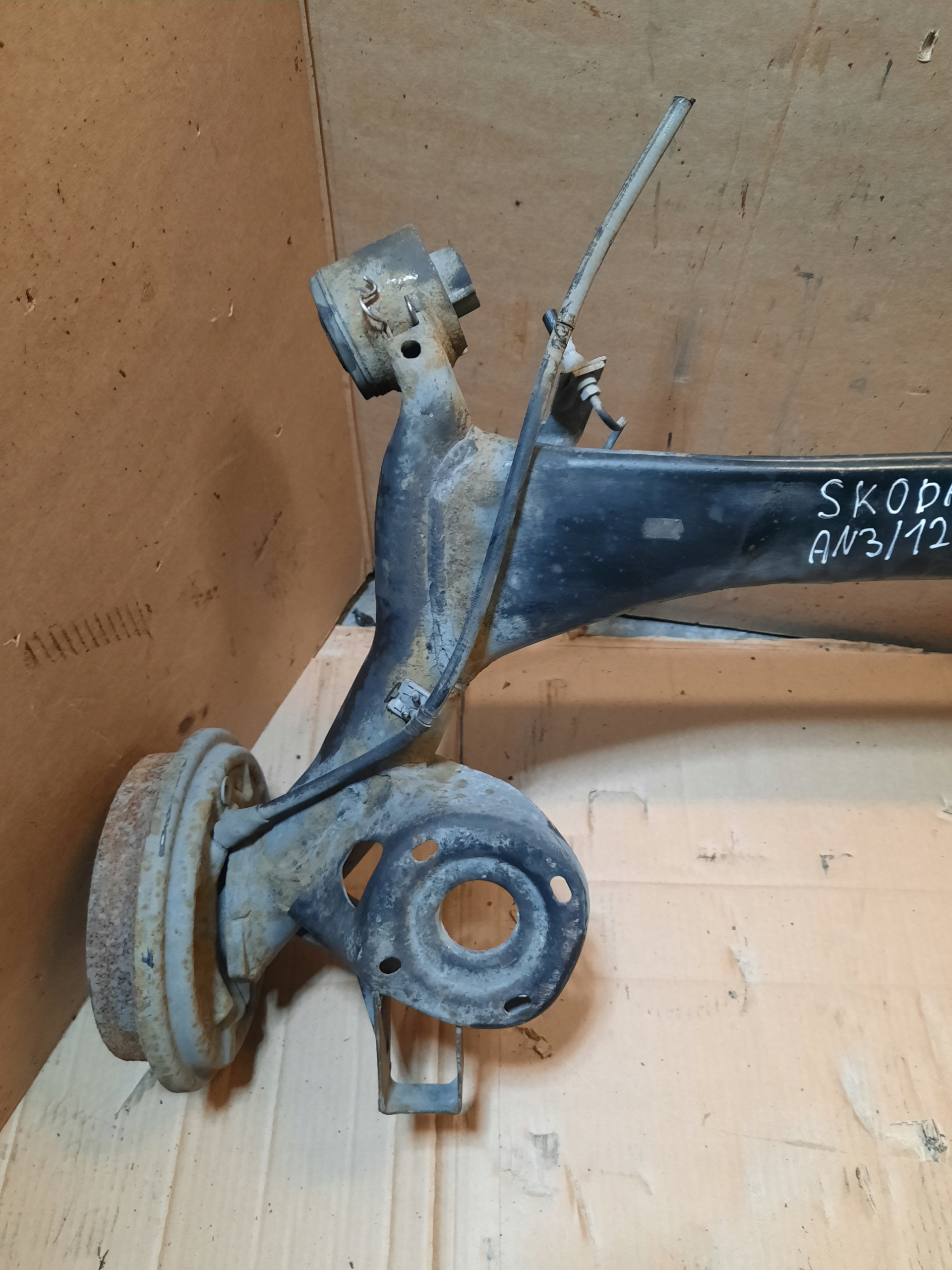 sider axis rear part SKODA FABIA II 1,6 TDI 2014R