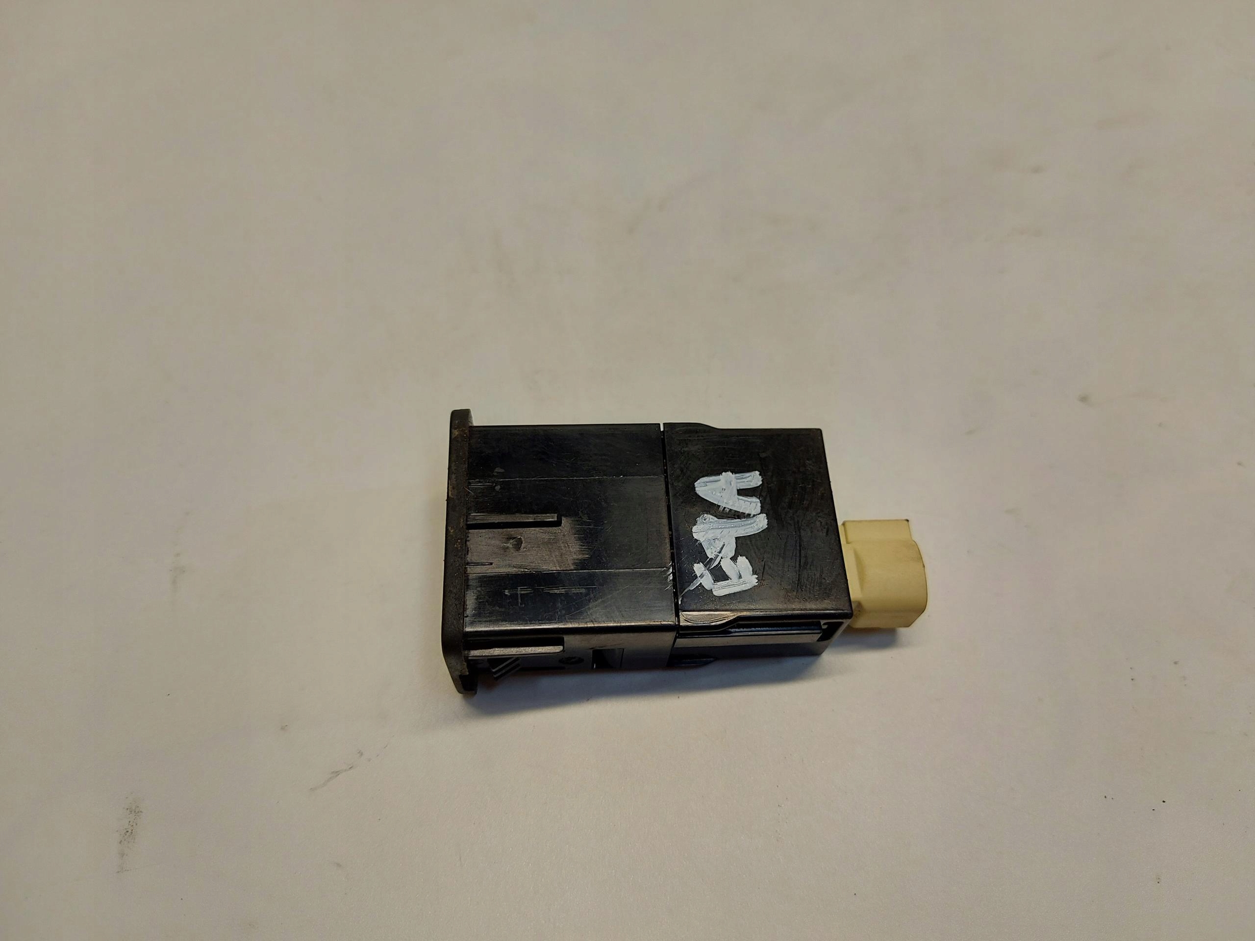 Mercedes EQA 250+ W243 Adapter, Stecker PORT USB A2478206301