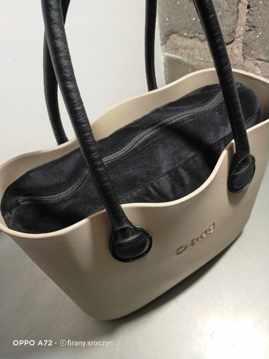 O BAG ORGANIZER wkład DO STANDARDU CZARNY Wielkość duża (mieszcząca A4)