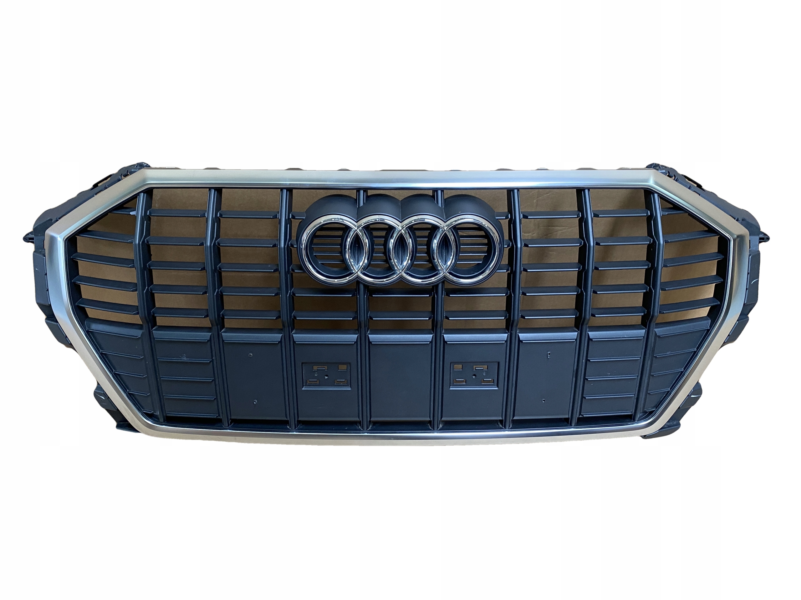 Audi Q3 Kühlergrill FRONTGRILL Kühlergitter 83A853651 - Thumbnail 1