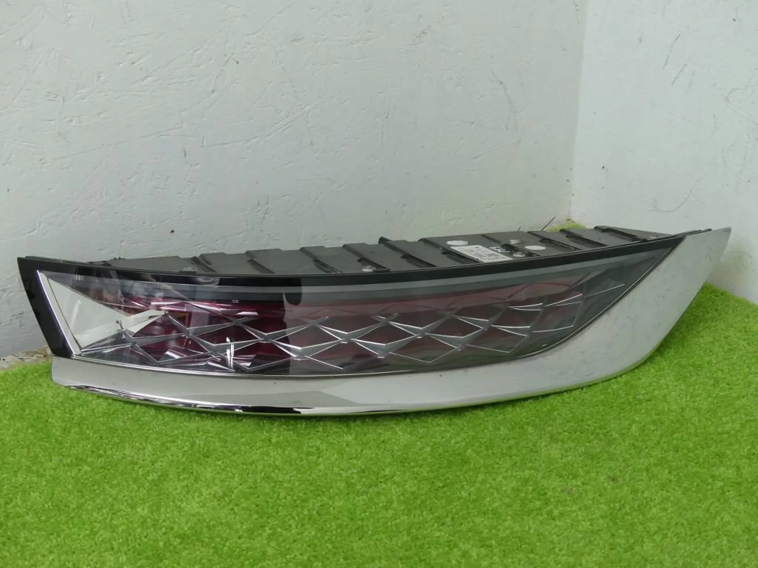 Lampa Tył Lewa Citroen DS7 17-22r Led ok. Igła