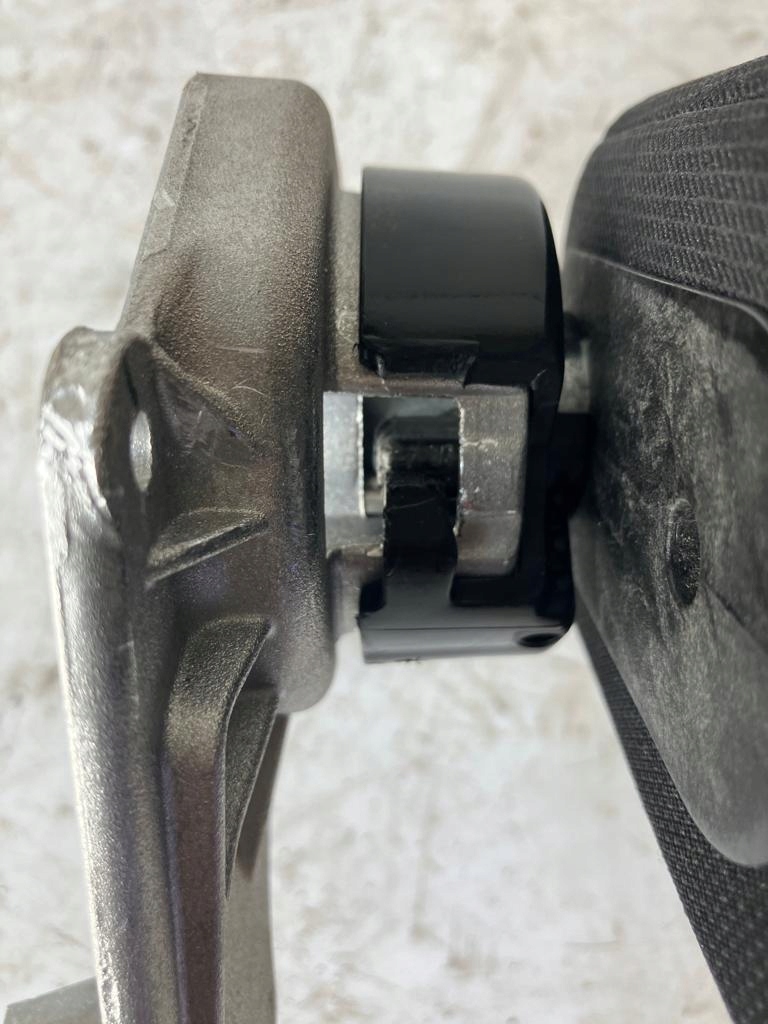armrest seat left front SANDERO III