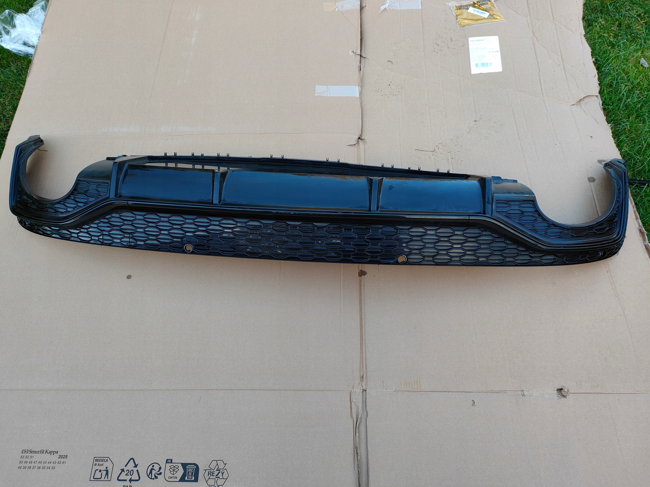AUDI RSQ8 SQ8 4M8 SPOILER zadok diffúzor 4M8807941C