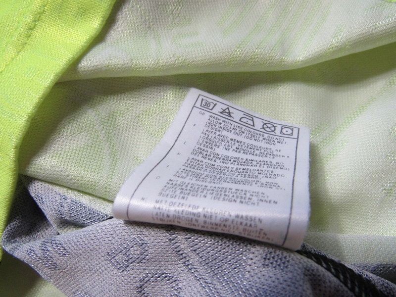 BORUSSIA DORTMUND BVB NIKE vintage retro sezon 1996-1997 rozmiar XL Właściwości oddychające