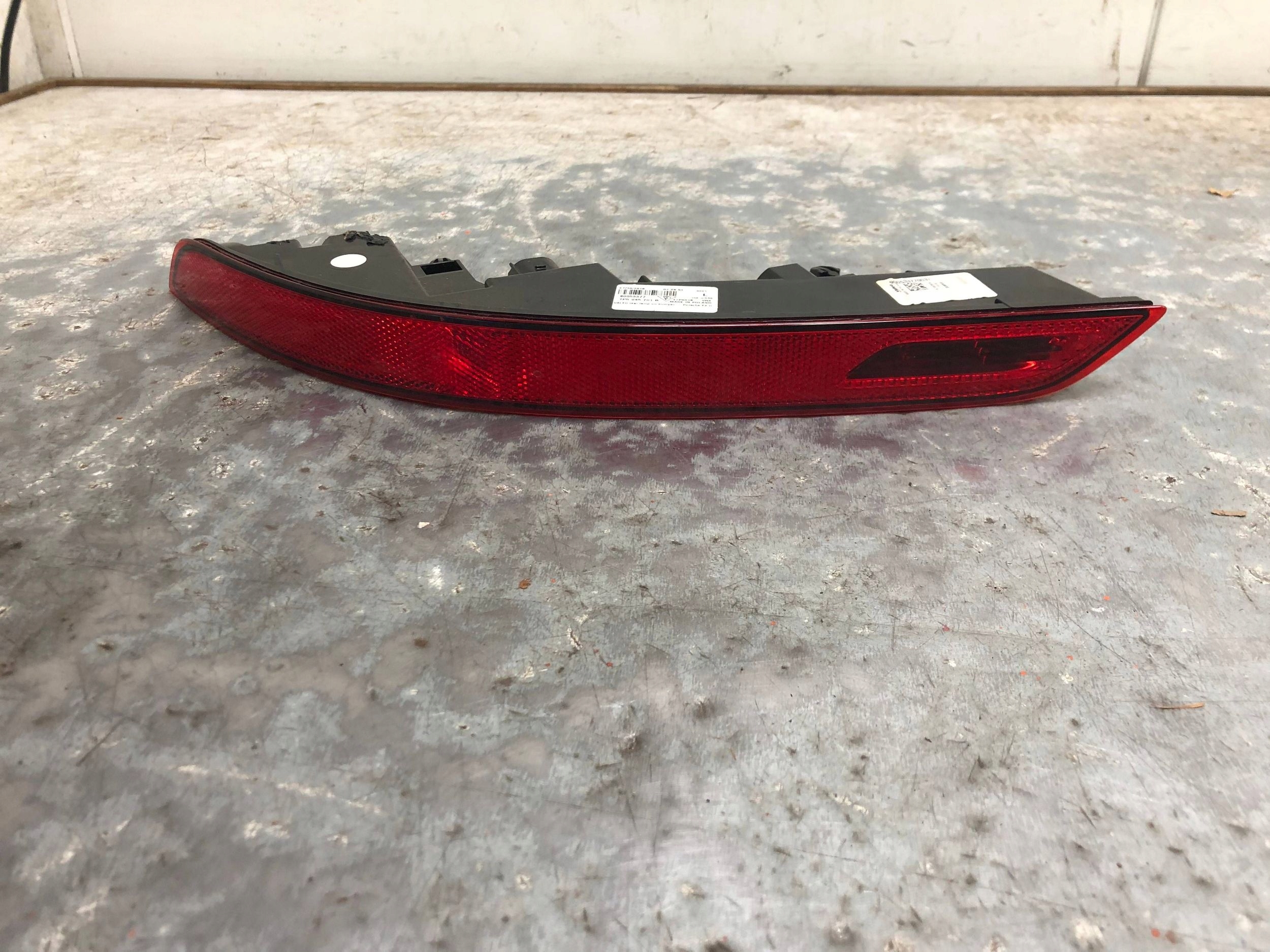 Licht Nebelscheinwerfer links heck PORSCHE CAYENNE 7P5945701B