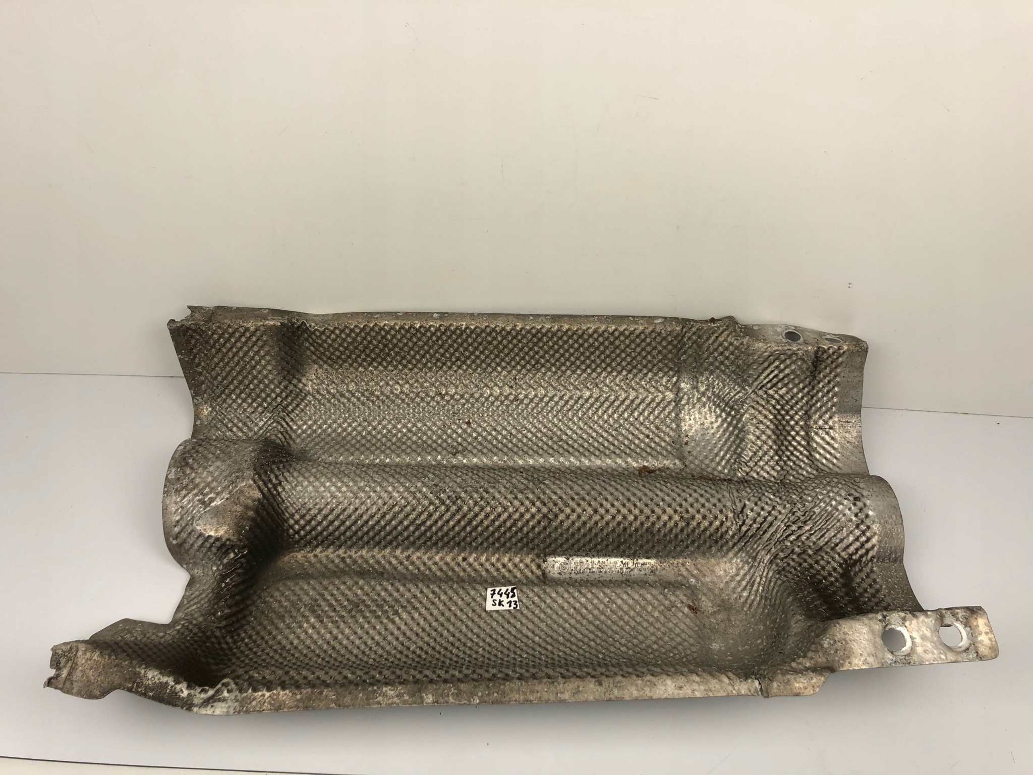 Blende Abdeckung TERMICZNA TLUMIKA BMW 7 E65 7036674