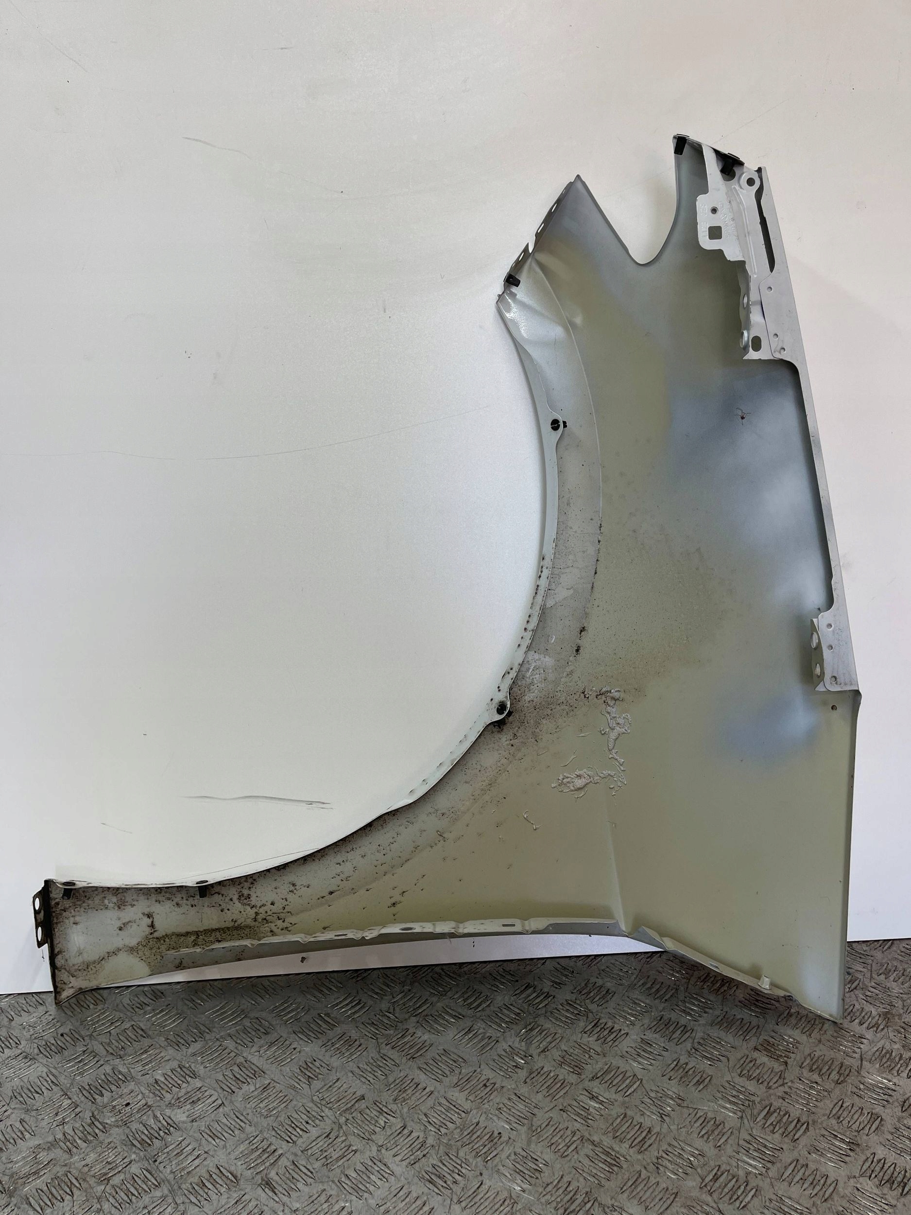 fender front front right Volkswagen ID.3 ID3 10A