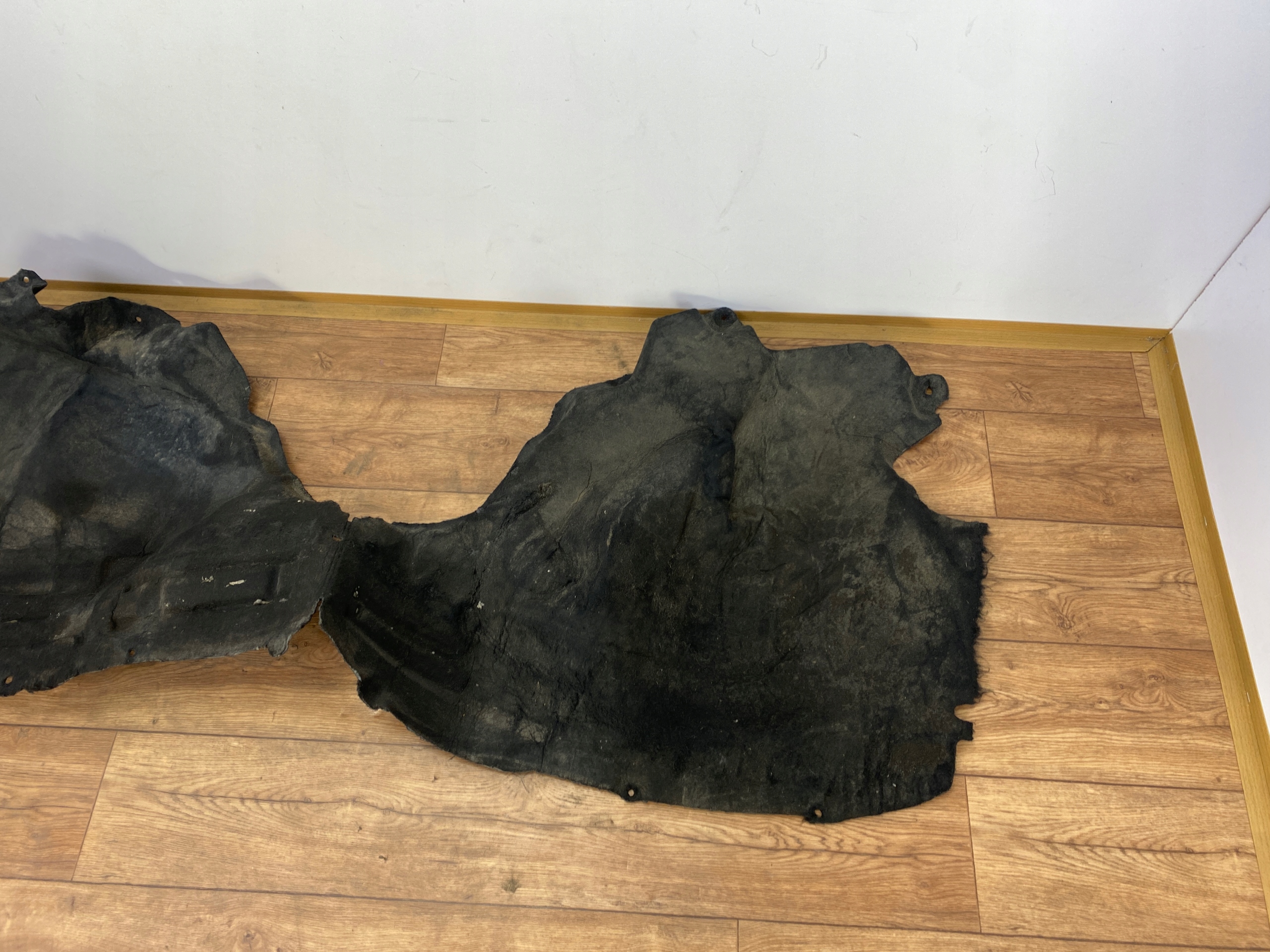 mudguard left front Ford Explorer MK6 2020+ USA