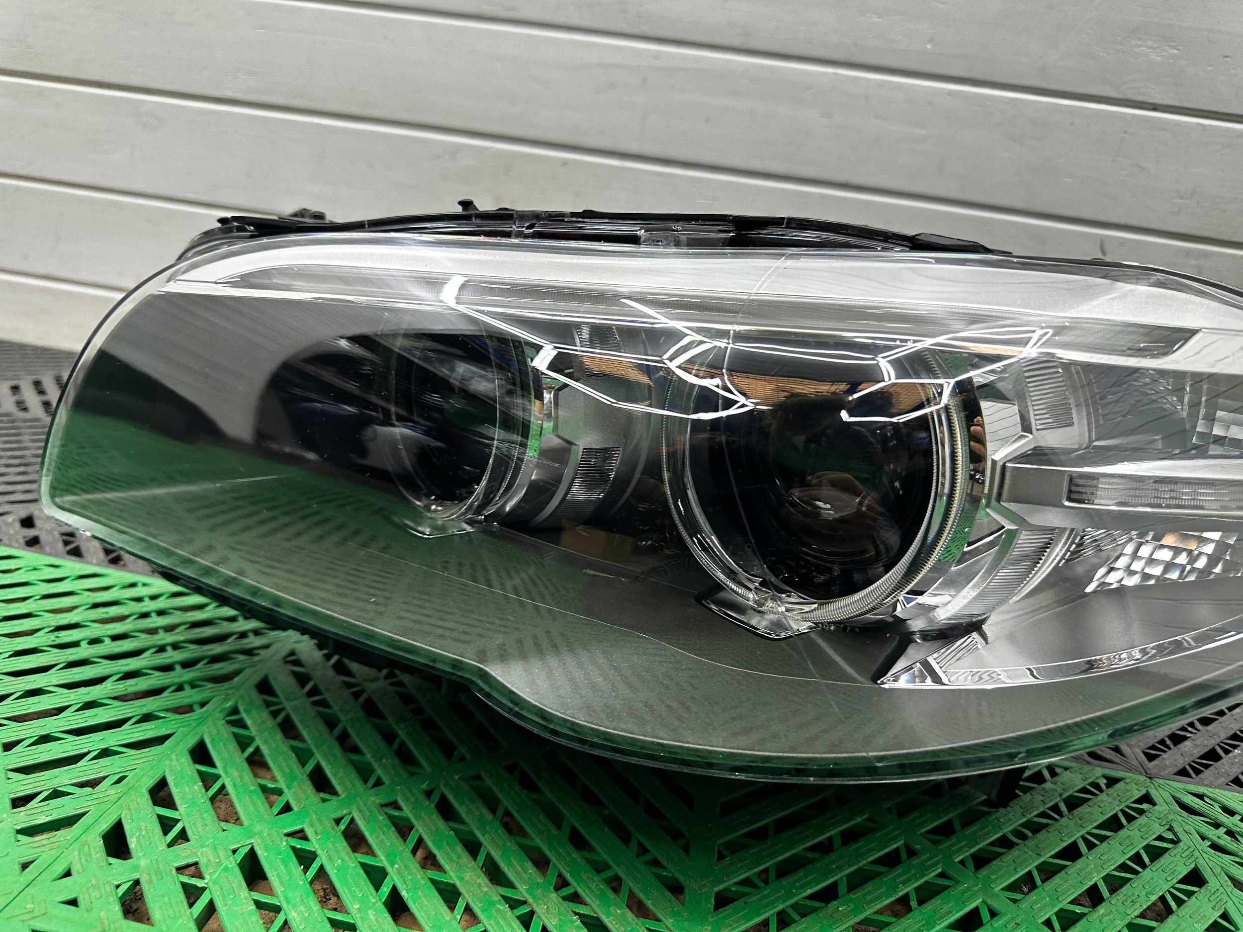 light front side left BMW 5 F10 F11 7317131 complete