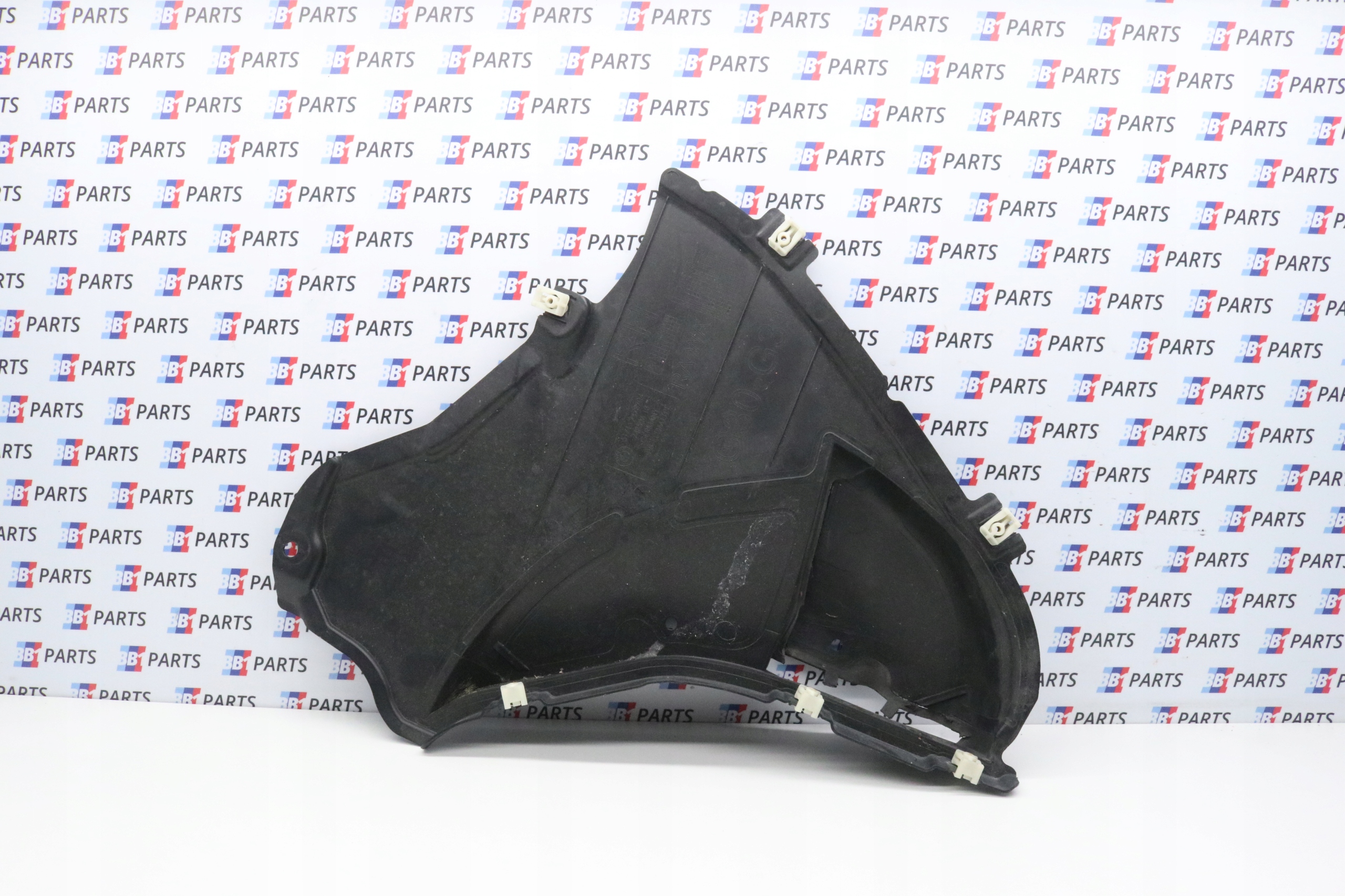BMW G30 G31 mudguard right front front 7478704