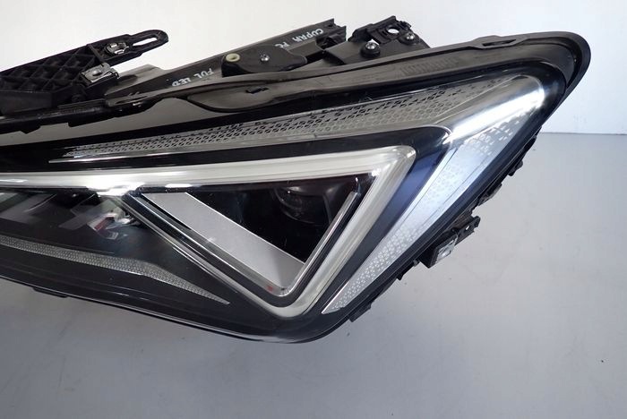 CUPRA FORMENTOR FULL LED 19-24 reflektor left light left 5FG941007E