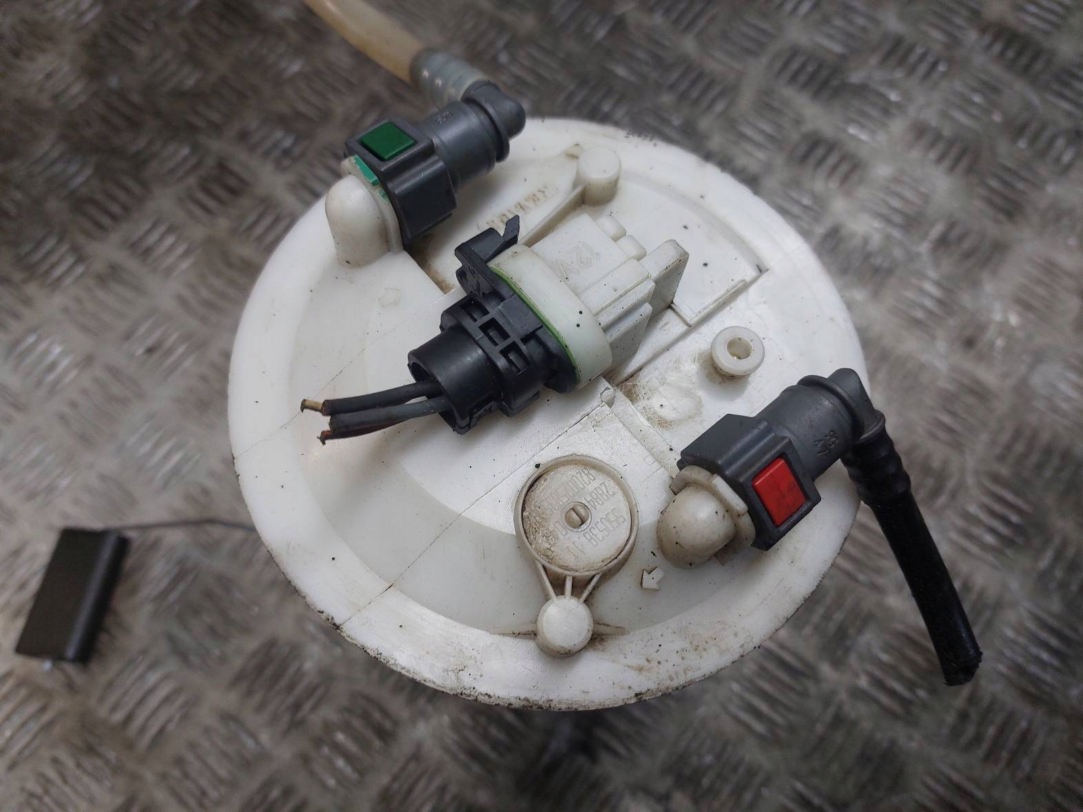 PŁYWAK CZUJNIK PALIWA MASTER II 2.5 D 8200258350B Typ silnika Diesel