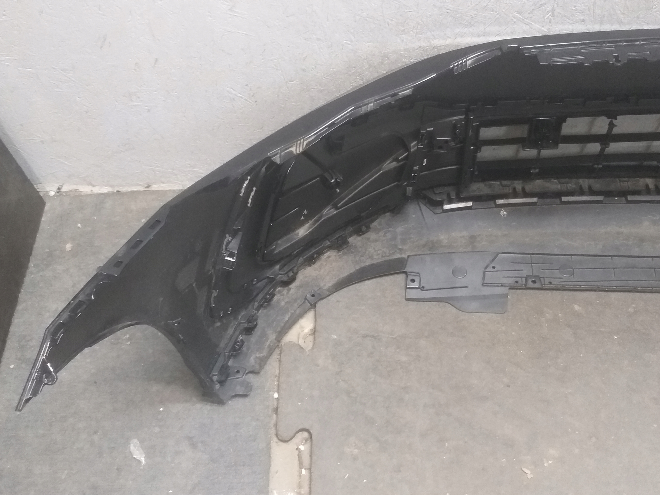 bumper front VW GOLF VIII 8 GTI