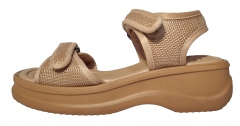 Azaleia pohodlné hnědé sandály AG360 r37