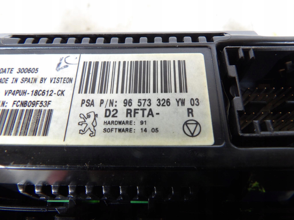 PEUGEOT 407 PANEL Bouches buses 96573326YW03