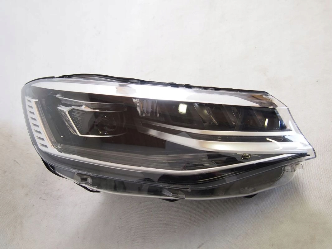 Volkswagen Caddy 21r Reflektor right light right 2021 VW 2K8941036C