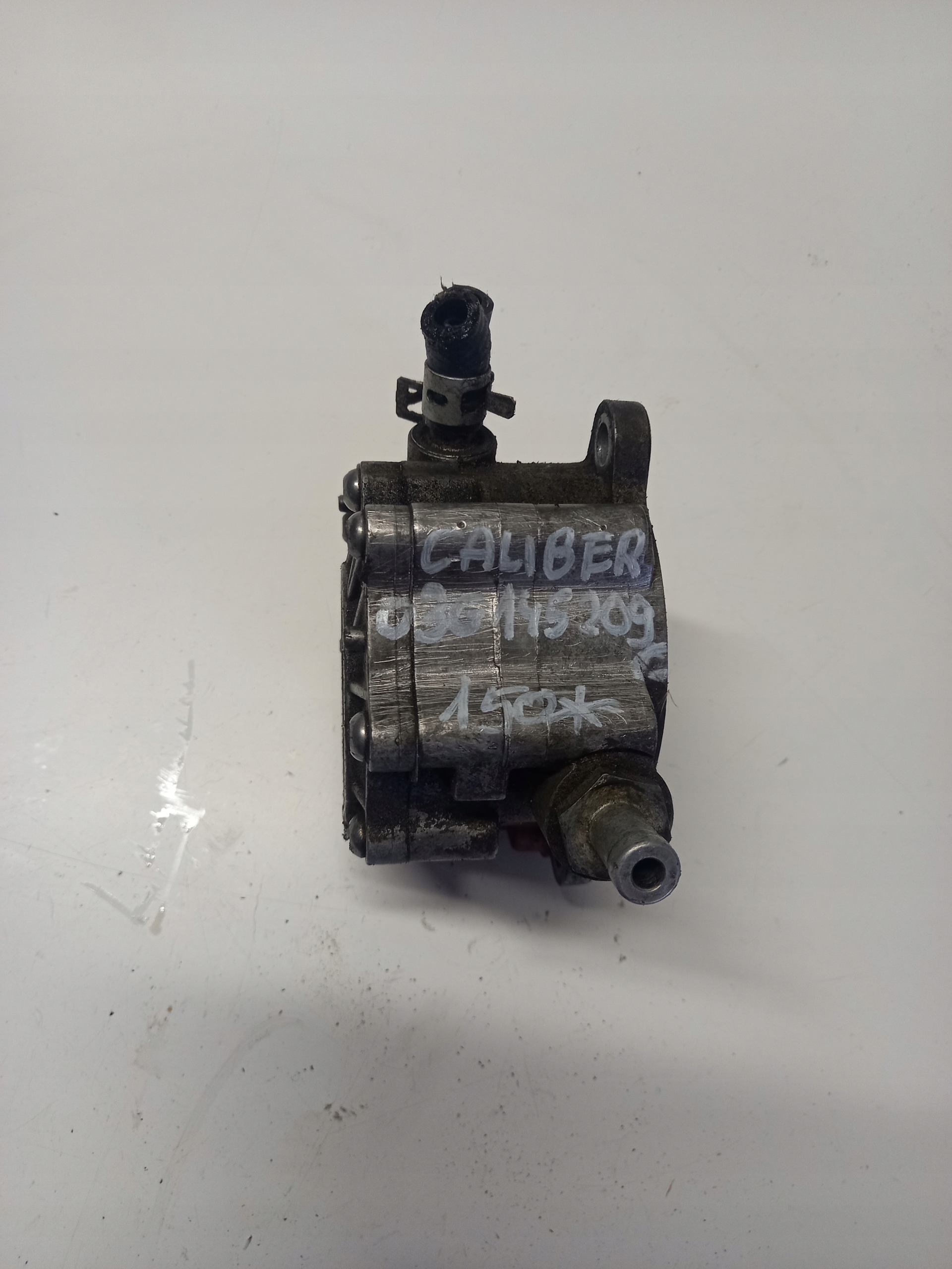 НАСОС VACUM DODGE CALIBER 03G145209O