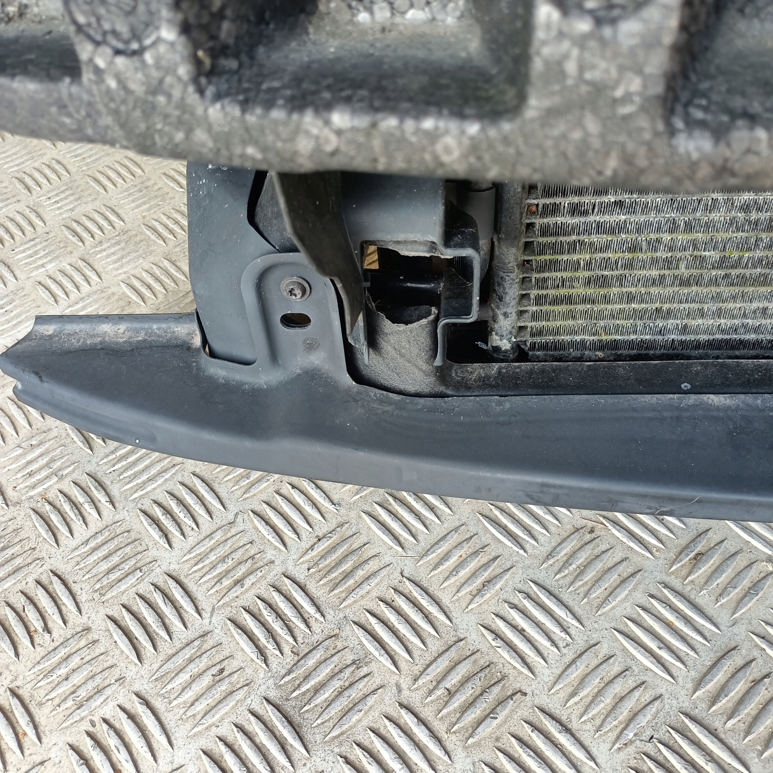 predné čelo chladiče priečka VW GOLF V 1K0 1.6 FSI