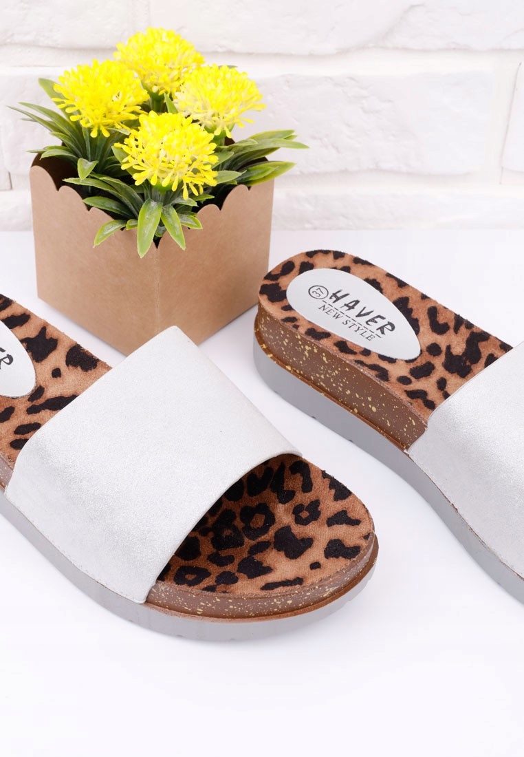 Klapki srebrne 2 Imamu Srebny 40 Marka inna