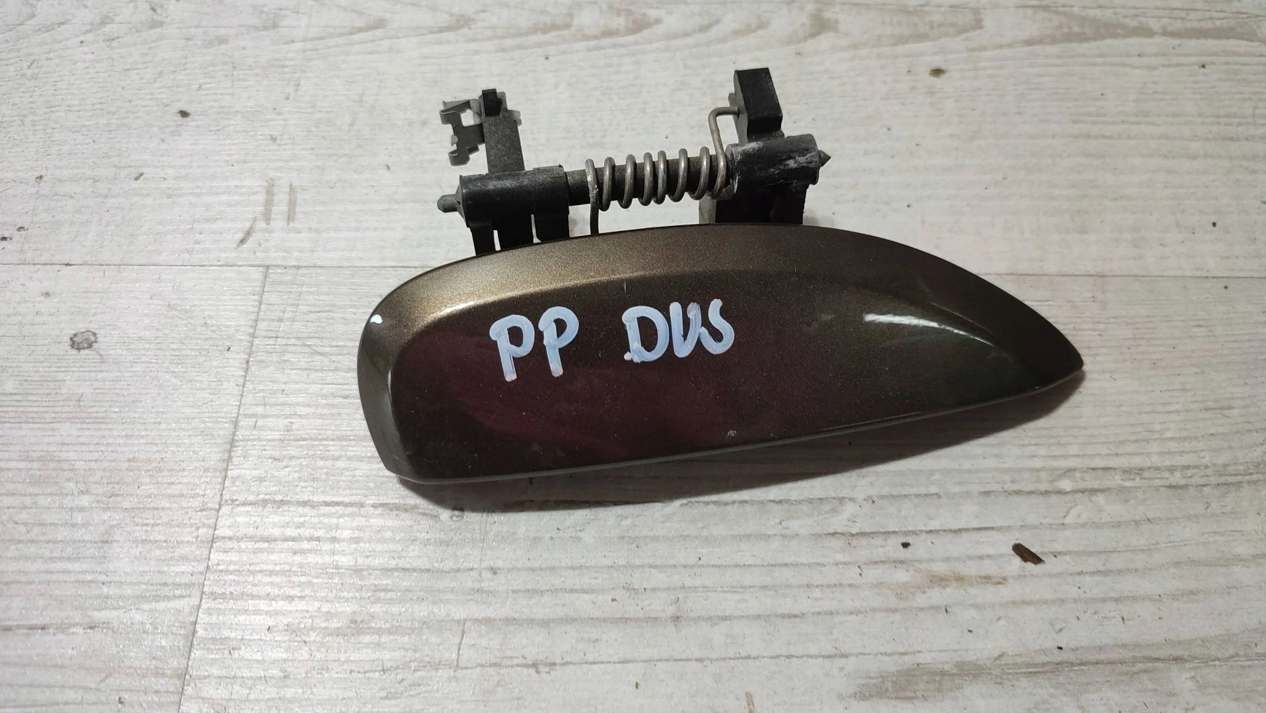 Dacia Duster II 17r 1.2 front side right handle exterior door