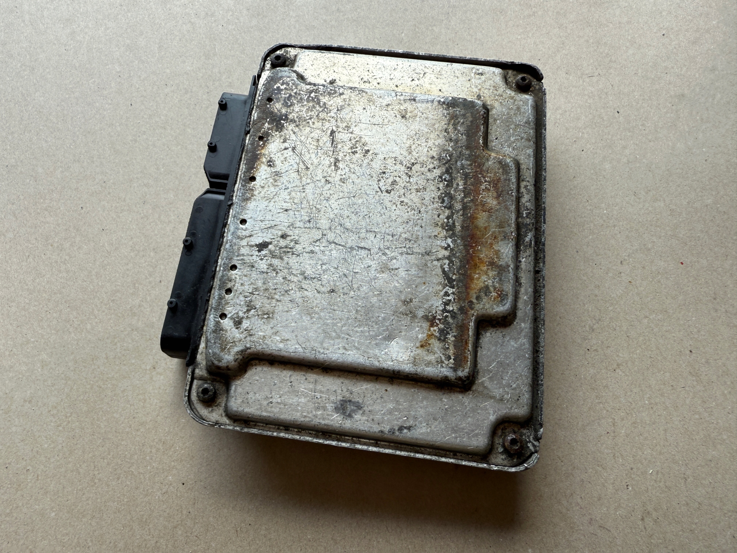 VW TRANSPORTER T4 2.5 TDI control unit computer of the engine 074906018AN