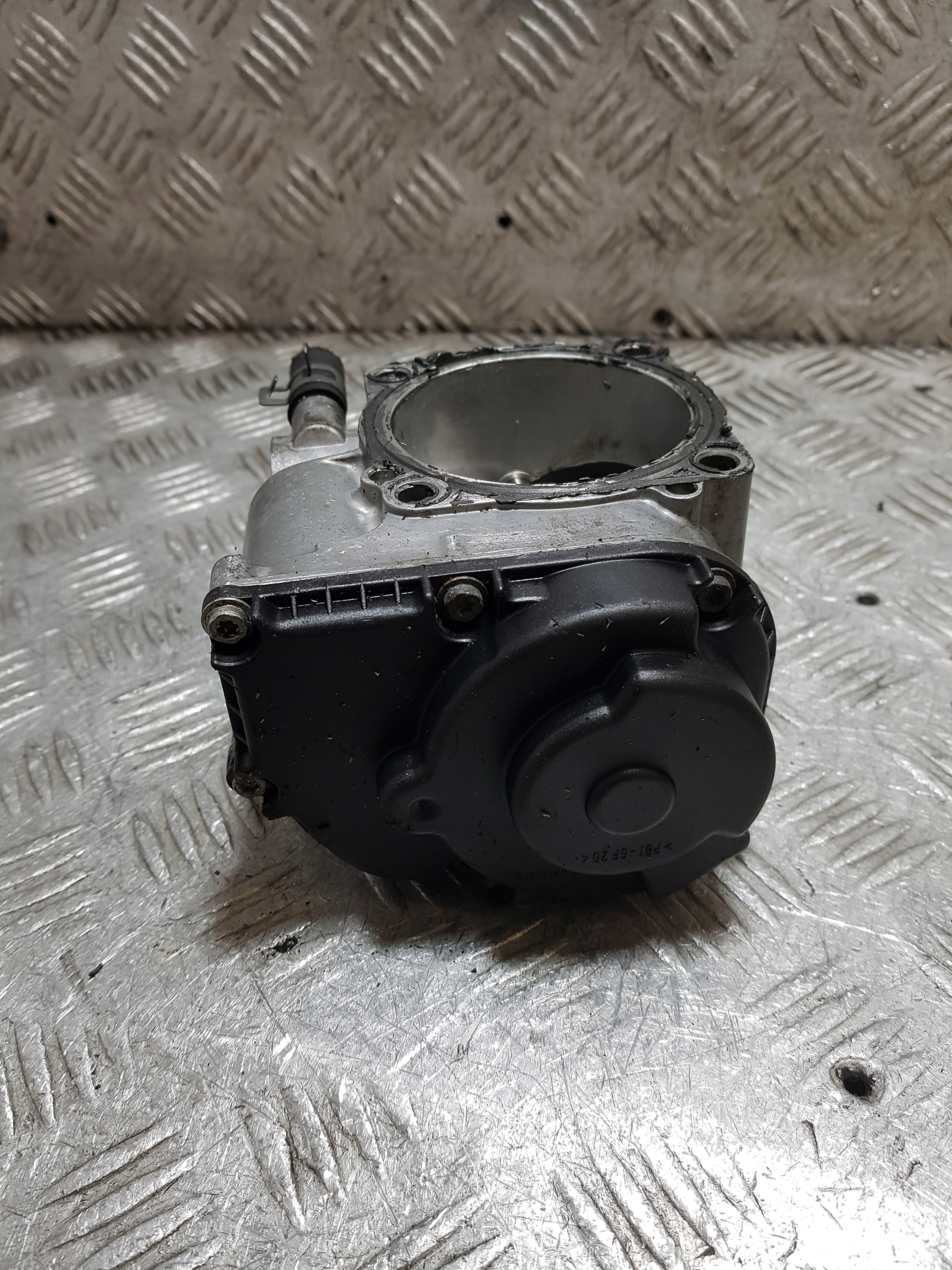 Valvola a farfalla VOLKSWAGEN GOLF 4 021133066 2.3 V5
