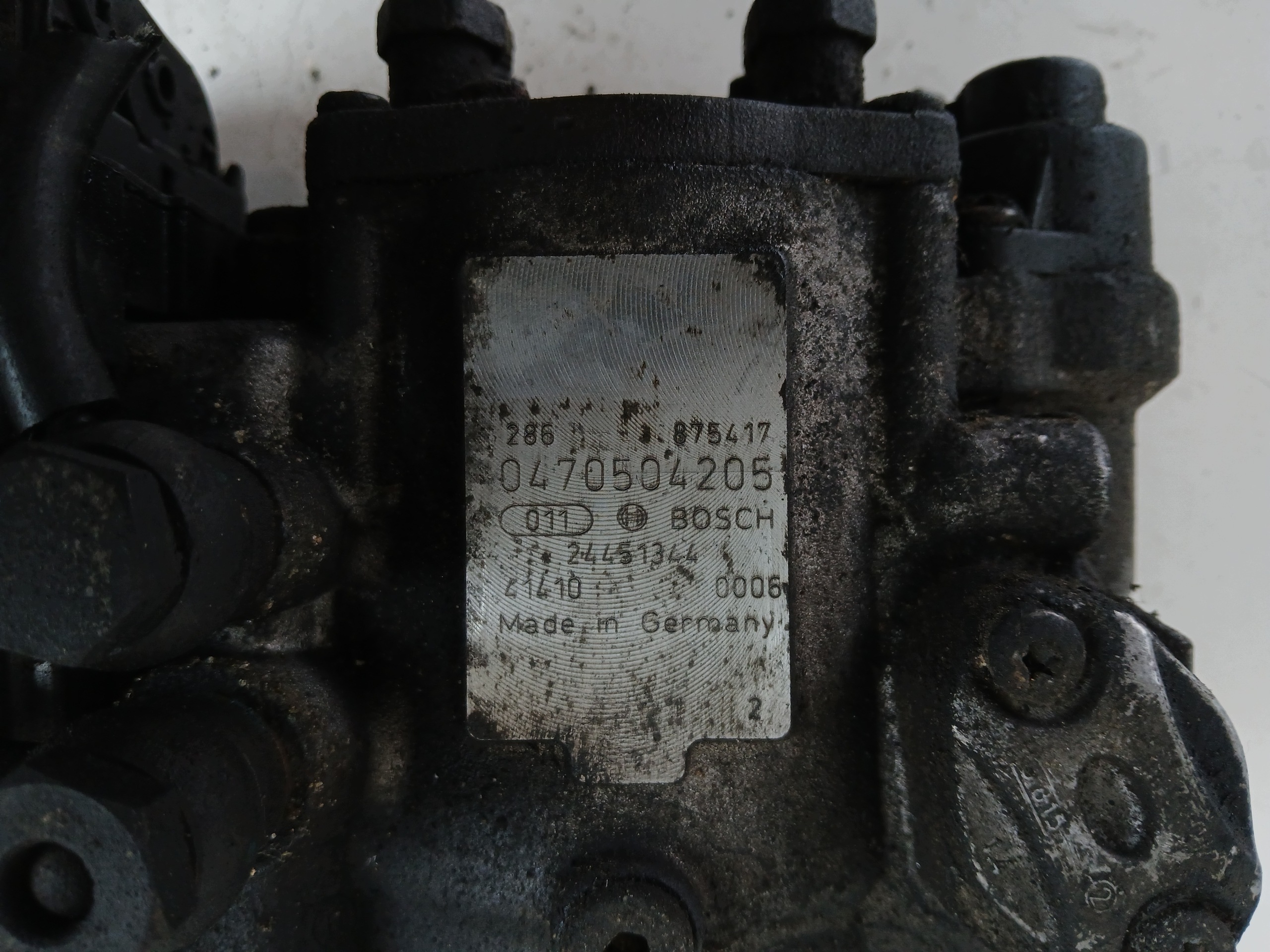 OPEL VECTRA C 2.2 DTI Einspritzpumpe 24451344