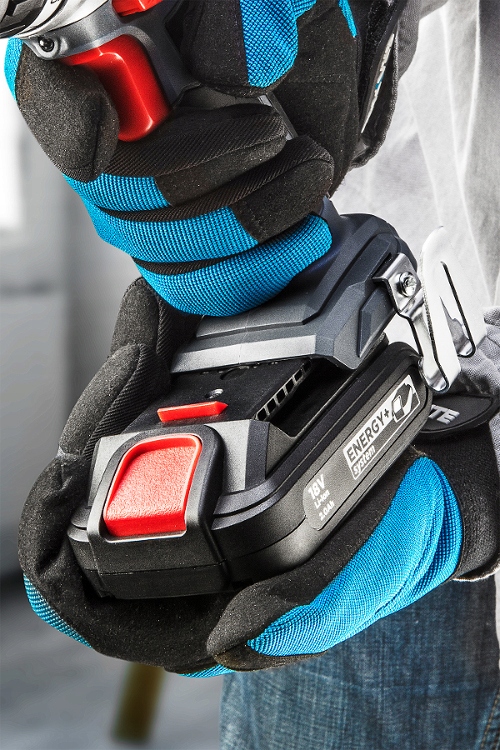 ZESTAW AKUMULATOR 2Ah + ŁADOWARKA GRAPHITE ENERGY Typ akumulatora Li-Ion