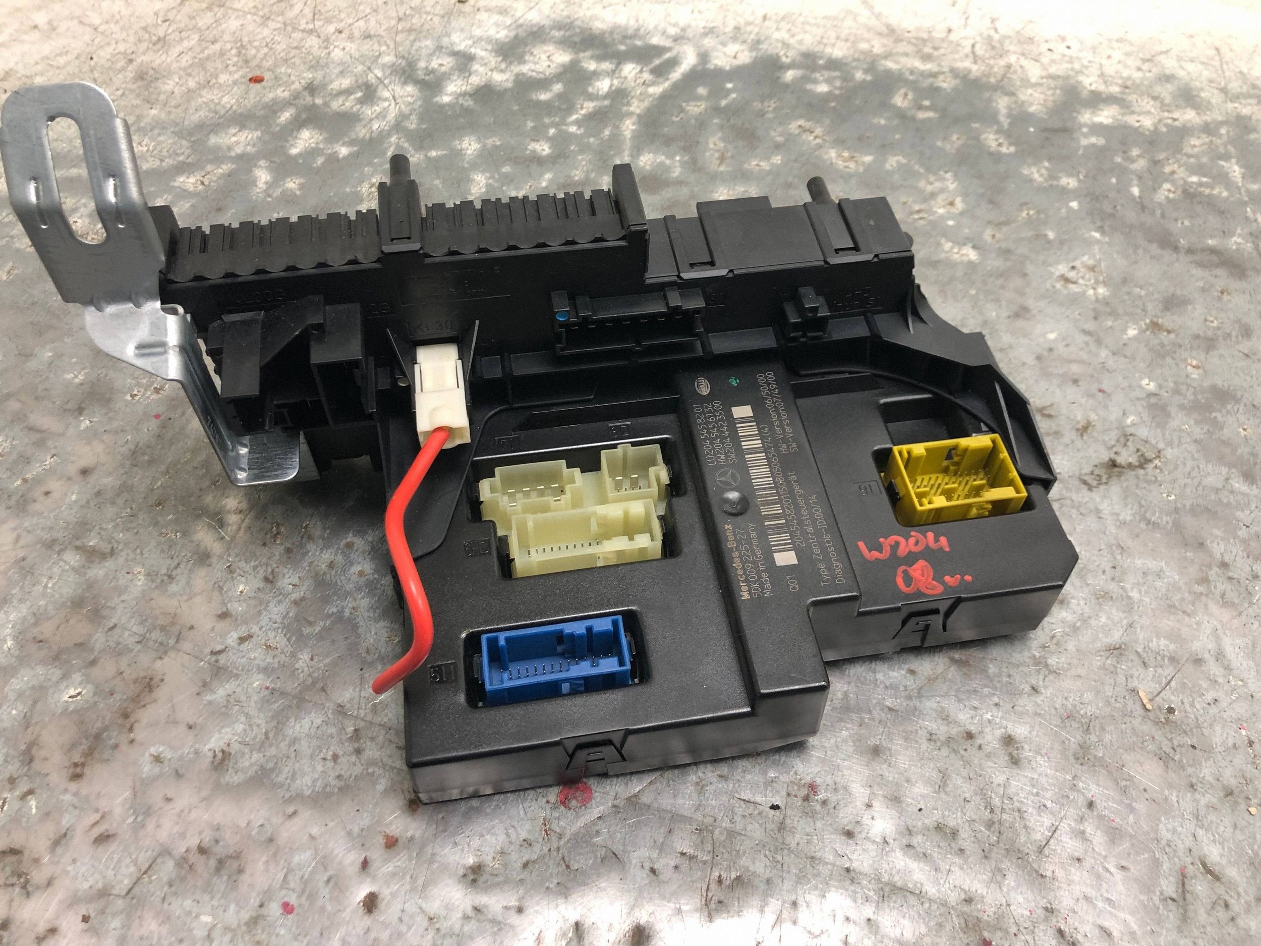 modul bedienteil SAM MERCEDES W204 sedan 2045458201