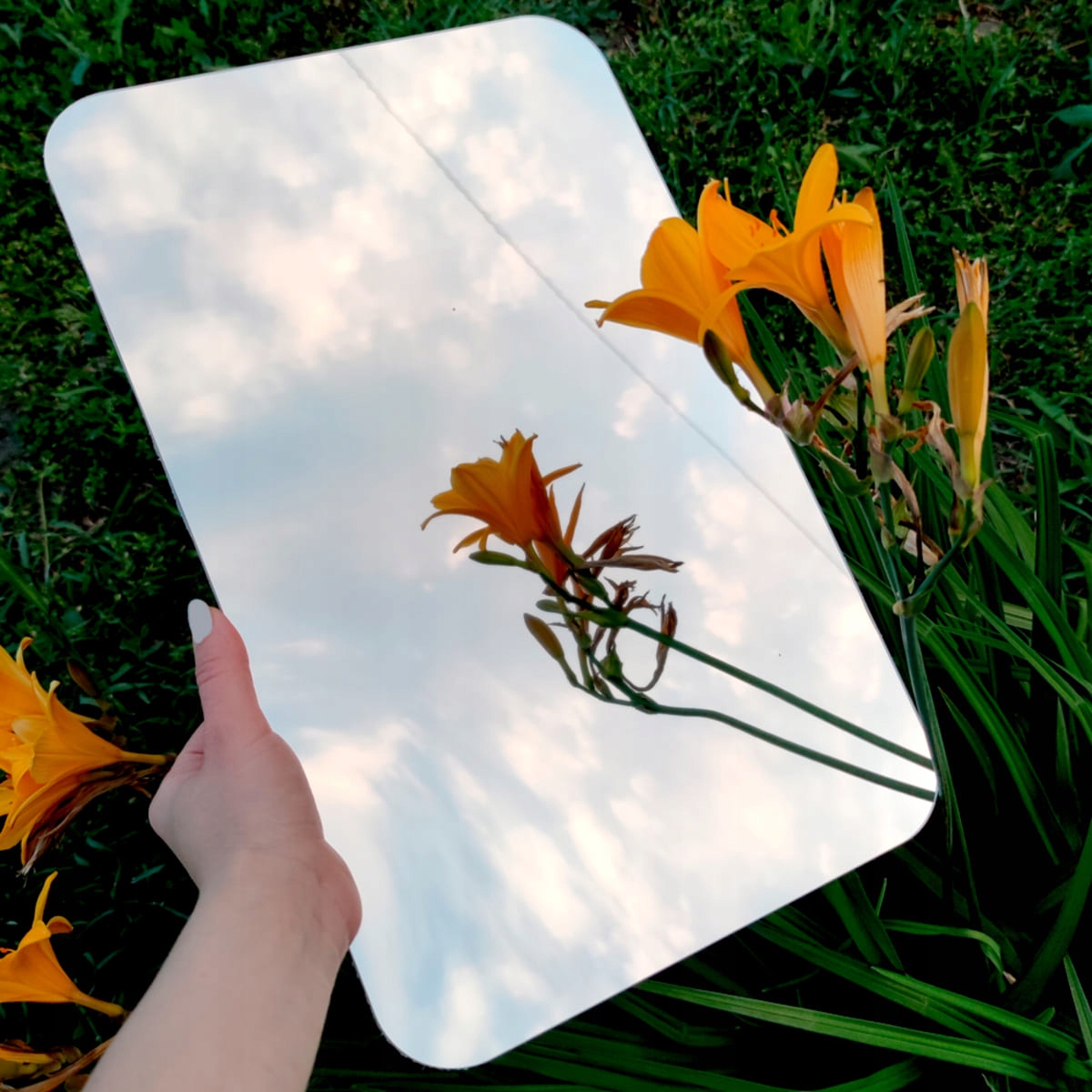 Lustro akrylowe samoprzylepne 270*420*2mm