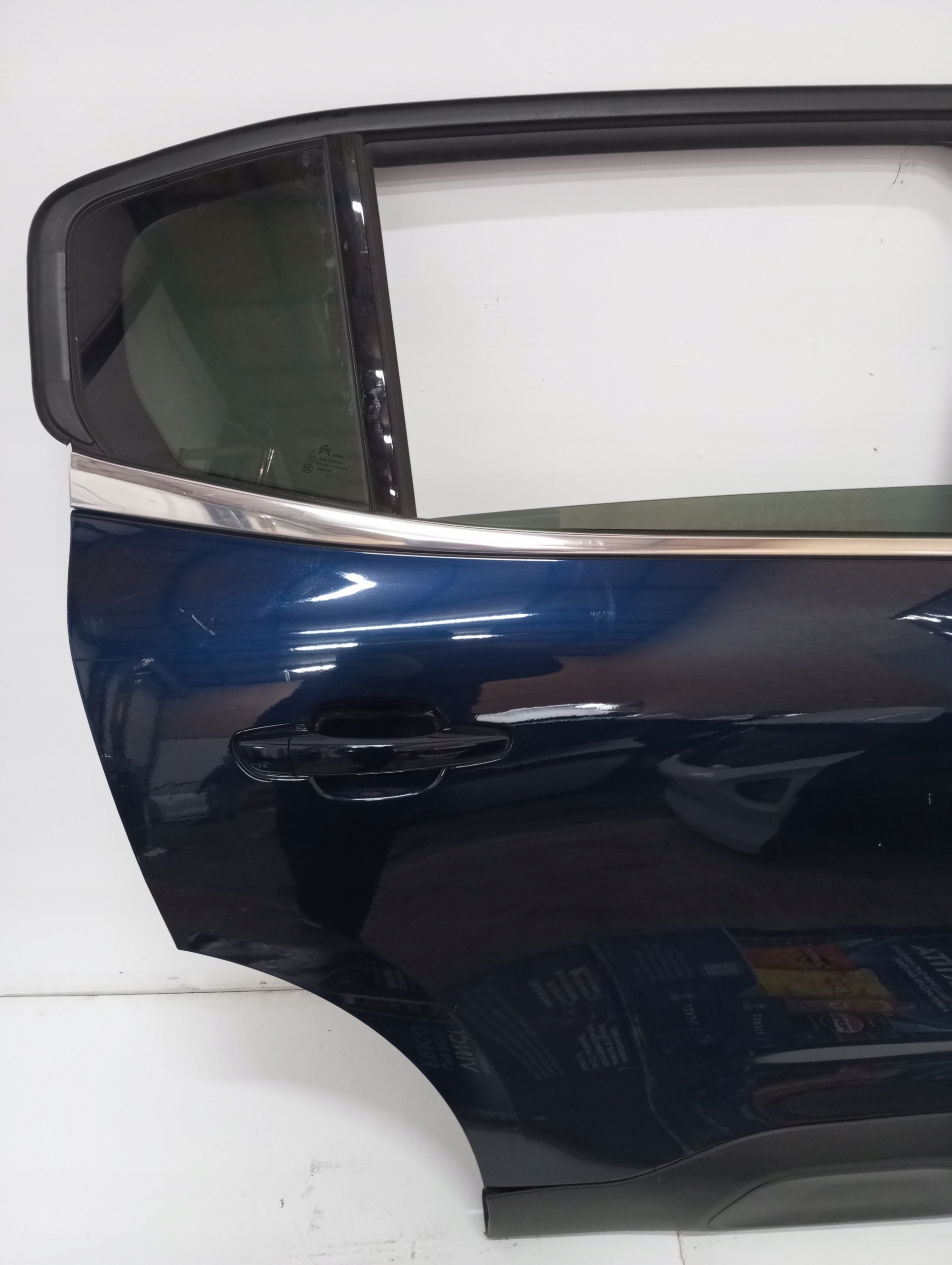 door right rear. CITROEN C-CROSSER 09R