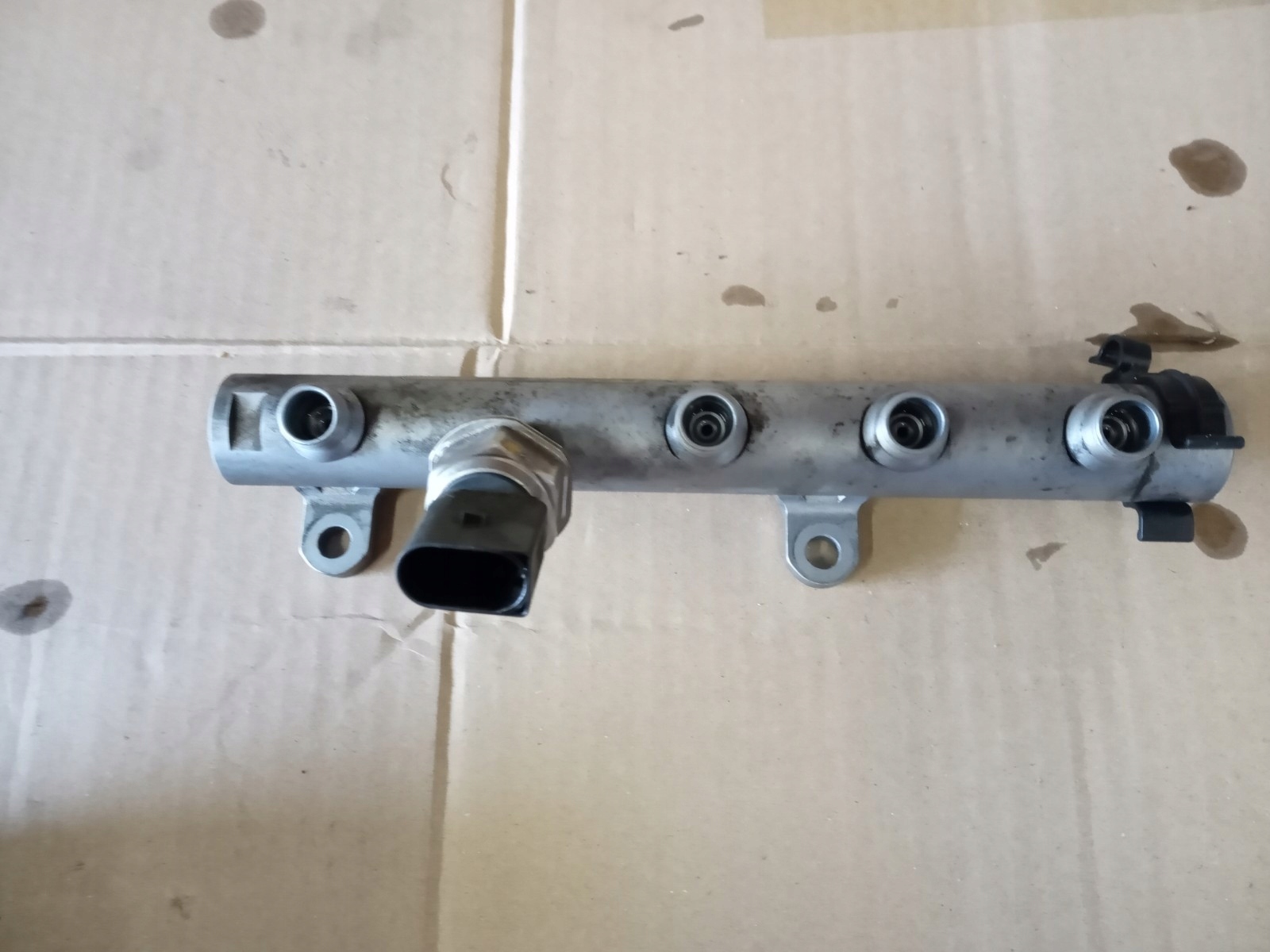 A6 C6 2.7 3.0 TDI Kraftstoffverteiler Einspritzleiste 059130089AA