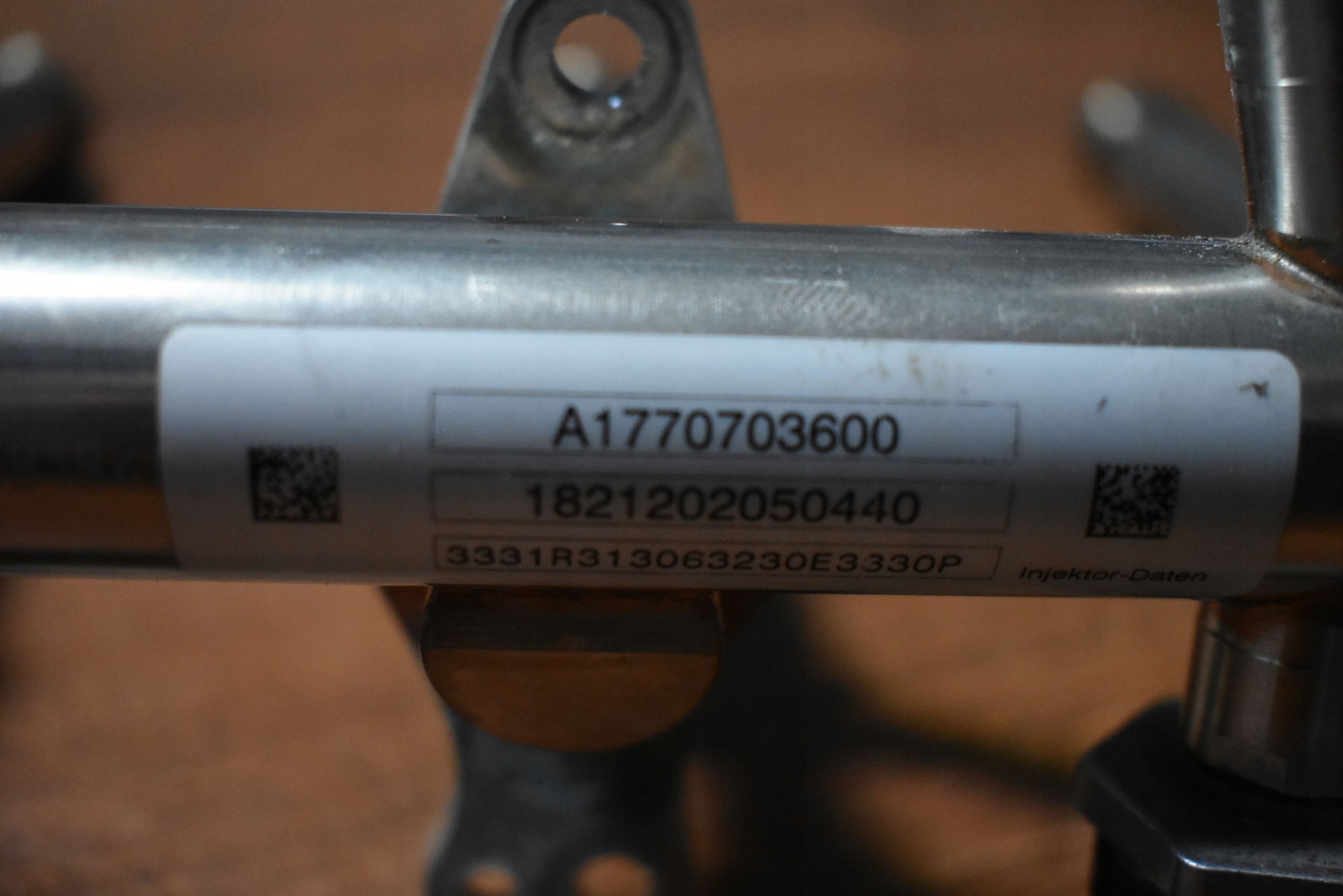 IDEALNA injection ramp injectors injector MERCEDES 1