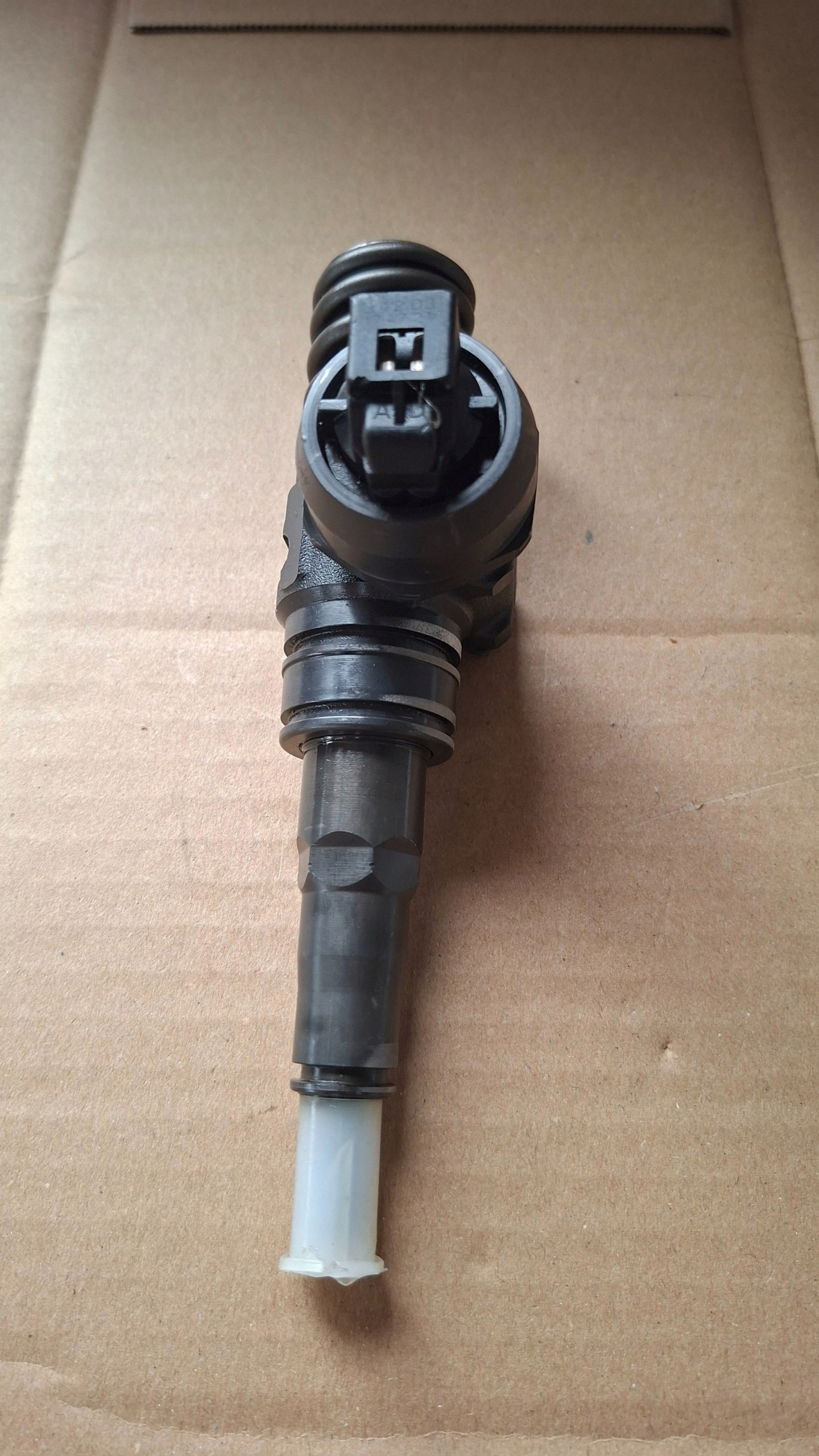 Pumpedüse BOSCH VW 1.9TDI 0414720215 WYDRUK
