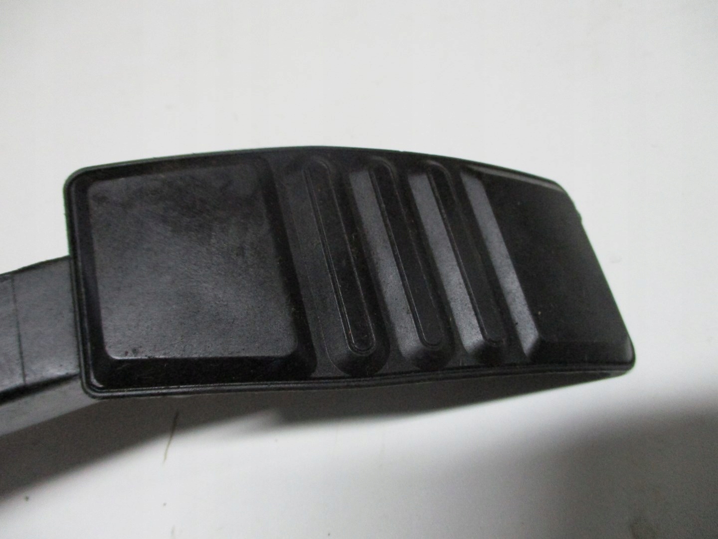 Gaspedal 8R3A-9F836-BA