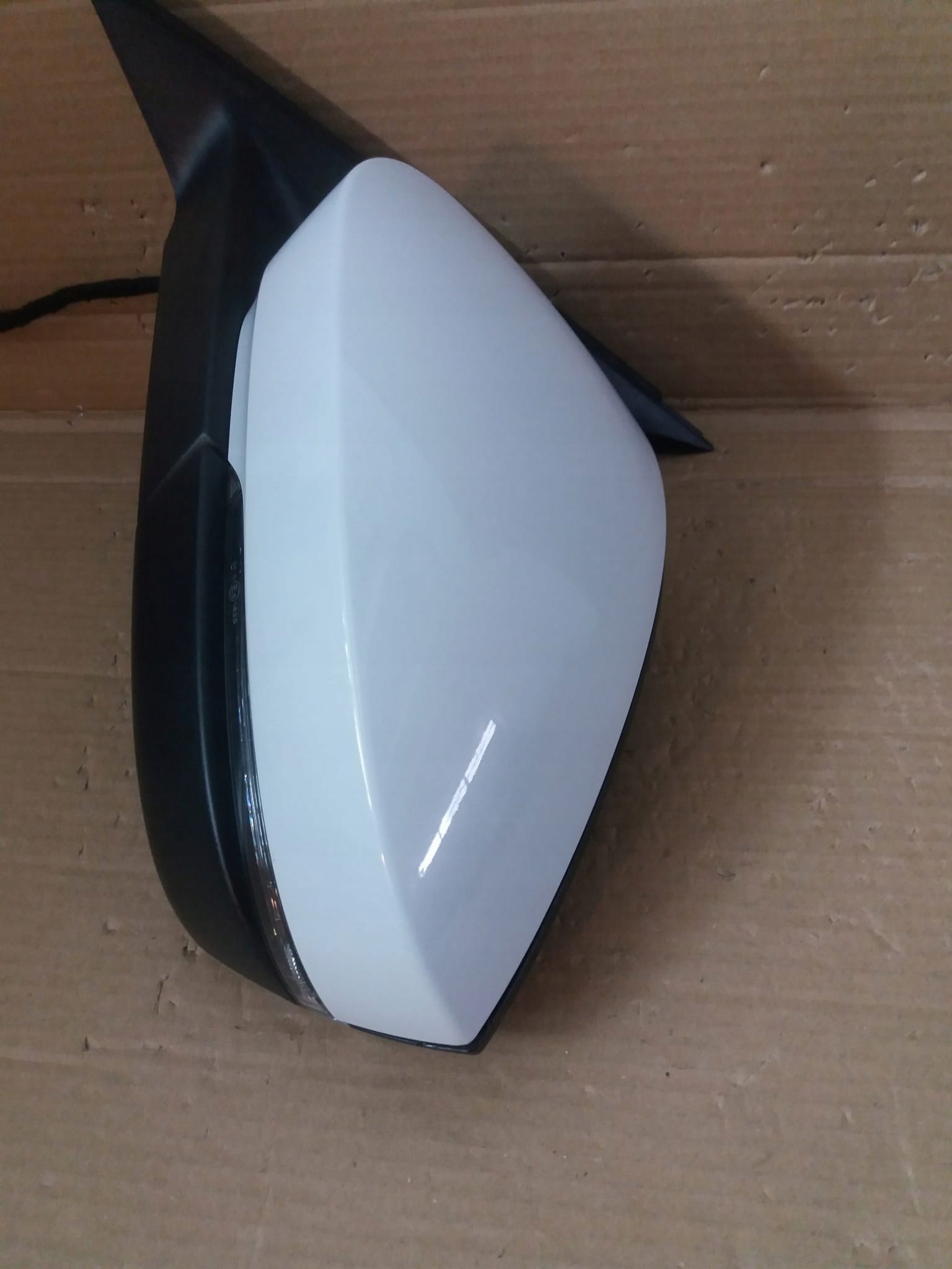 SKODA KODIAQ LUSTERKO LEWE SKŁADANE 9 PIN EUROPA Typ samochodu 4x4/SUV Samochody osobowe