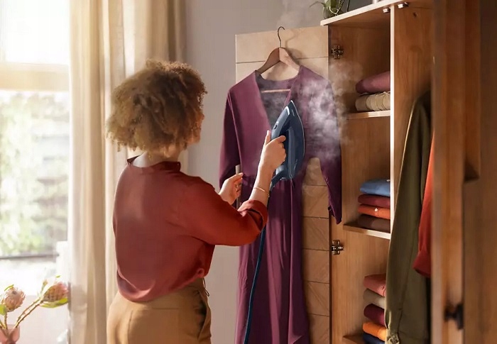 Generator pary Philips PerfectCare 7000 PSG7130/20 Stacja żelazko Moc 2100 W