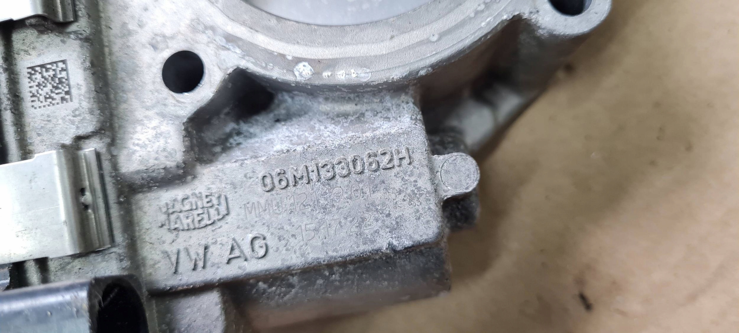 Audi S5 8W ДРОССЕЛЬНАЯ ЗАСЛОНКА Воздух 06M133062H