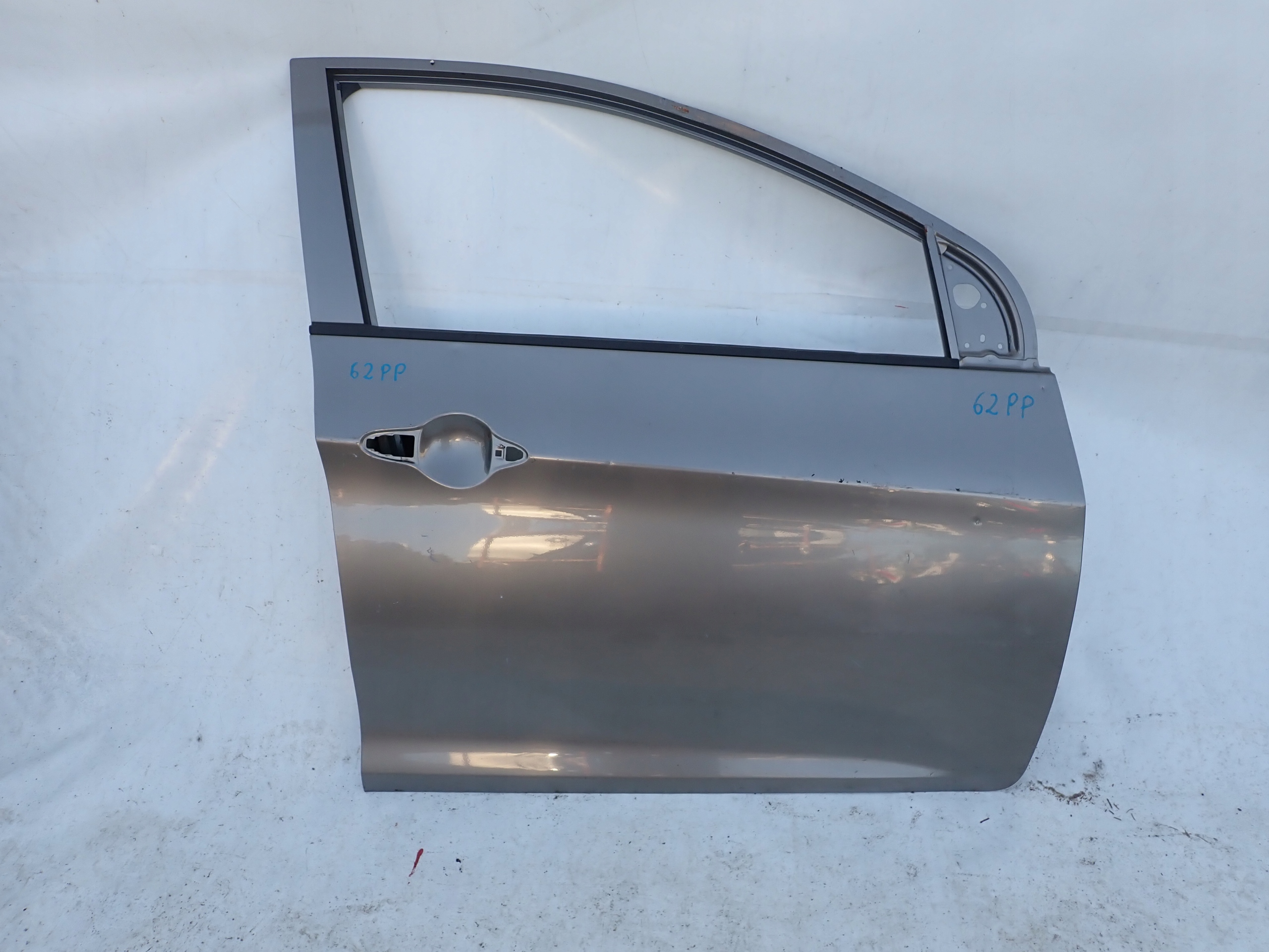 KIA PICANTO II 11-17 door right front
