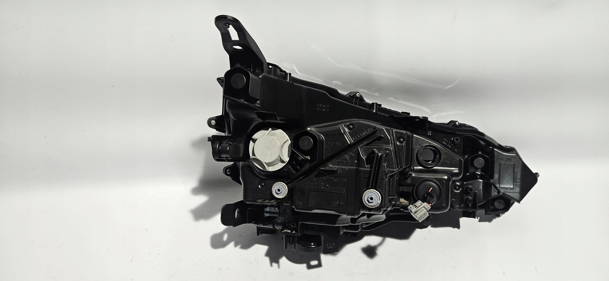 light left front LED LEXUS UX 18-22 EUROPA original