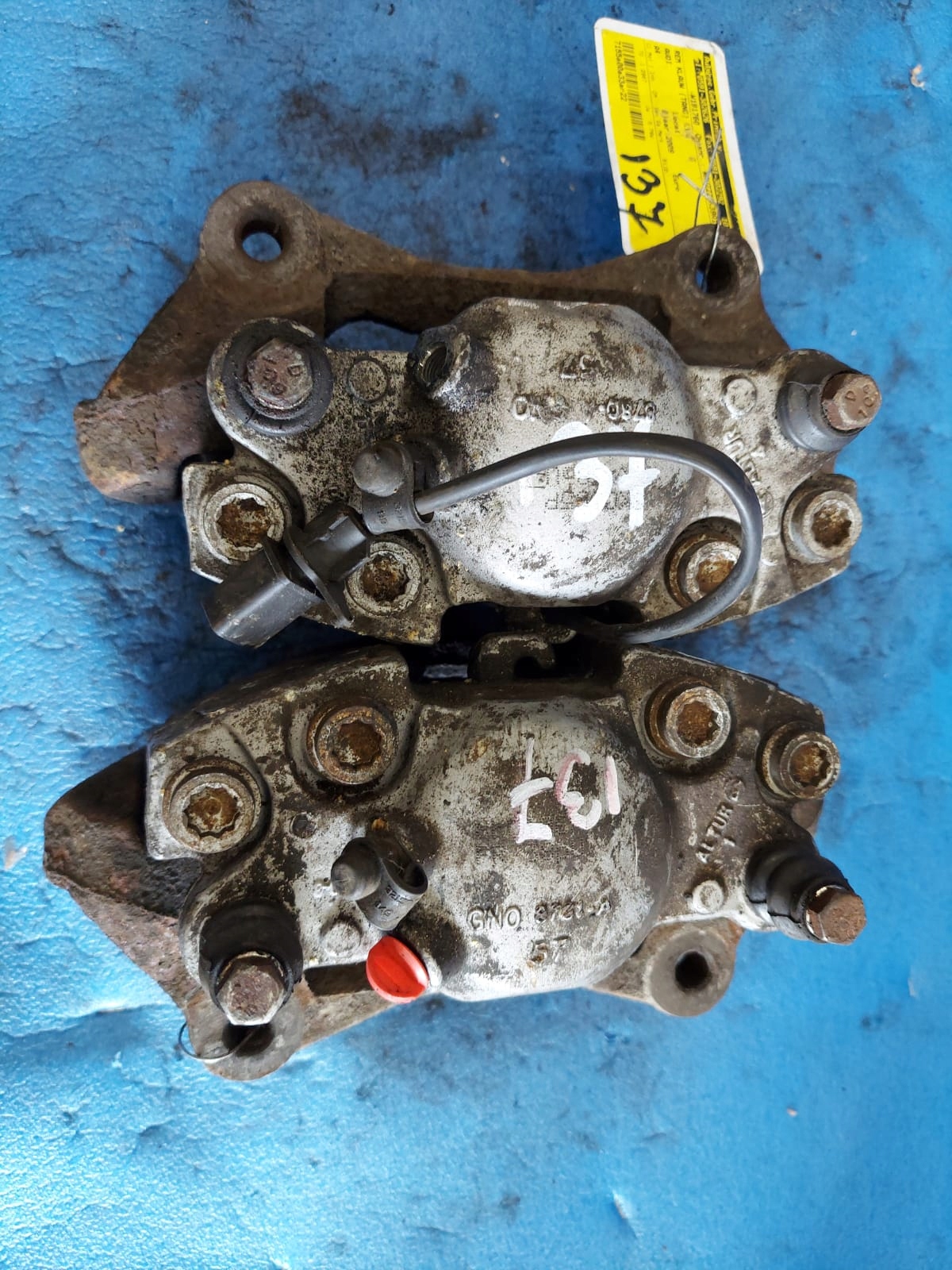 caliper AUDI A4 B8 09R 3.0 TDI left right TRW 4749A