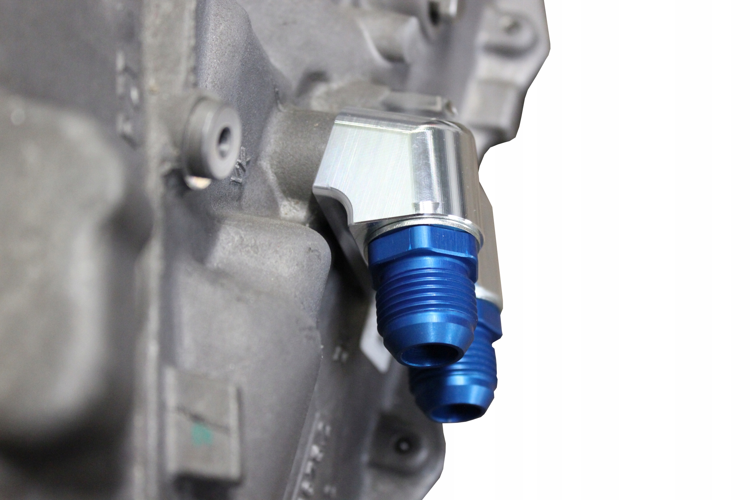 ADAPTER CHŁODNICY OLEJU SKRZYNIA BIEGÓW BMW ZF 8HP45 Producent części Inny